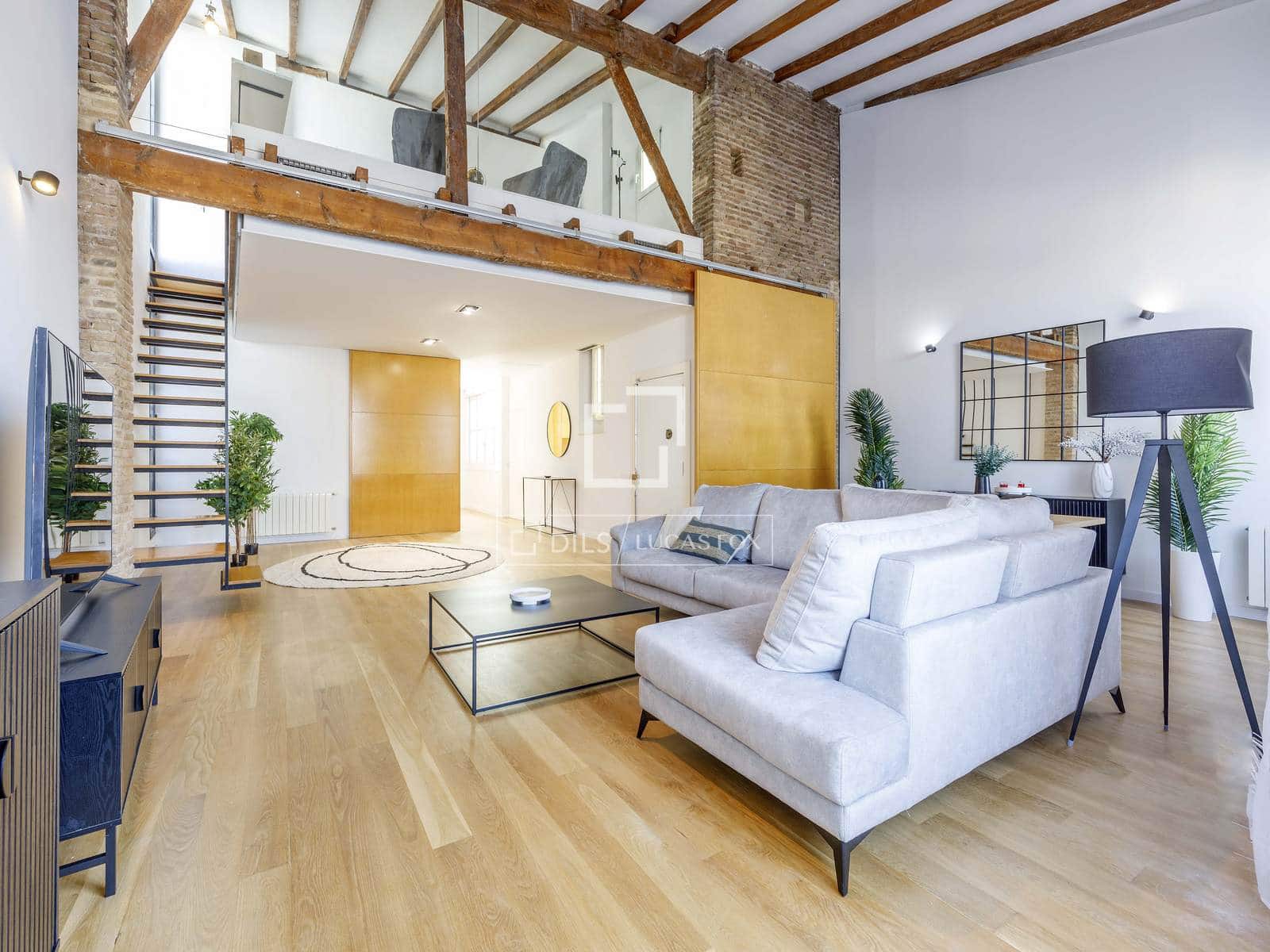 3 soveværelse Lejlighed til leje i Valencia by - € 3.500 (Ref: 8128791)