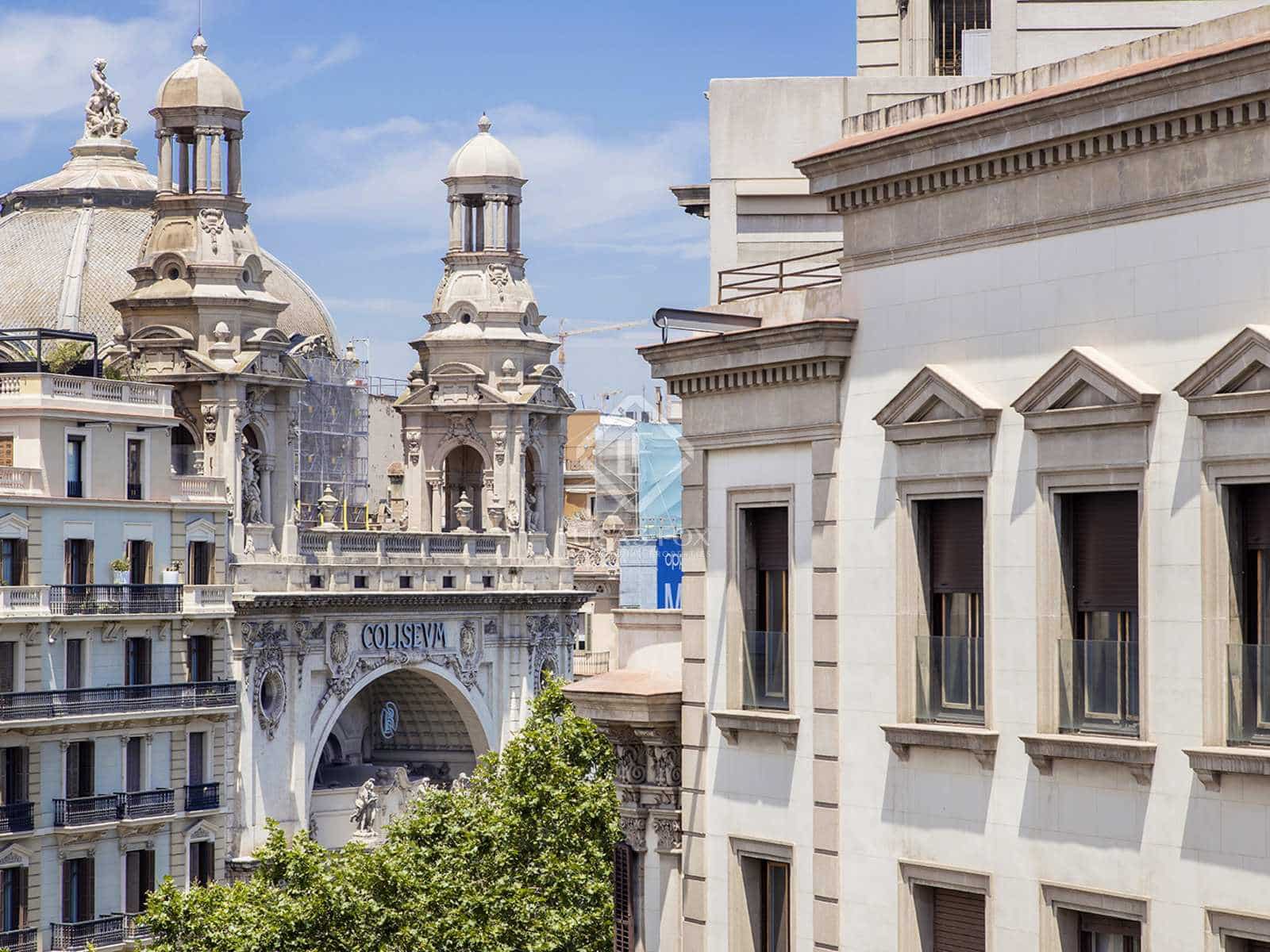 2 quarto Apartamento para arrendar em Barcelona cidade com piscina - 2 500 € (Ref: 8130891)