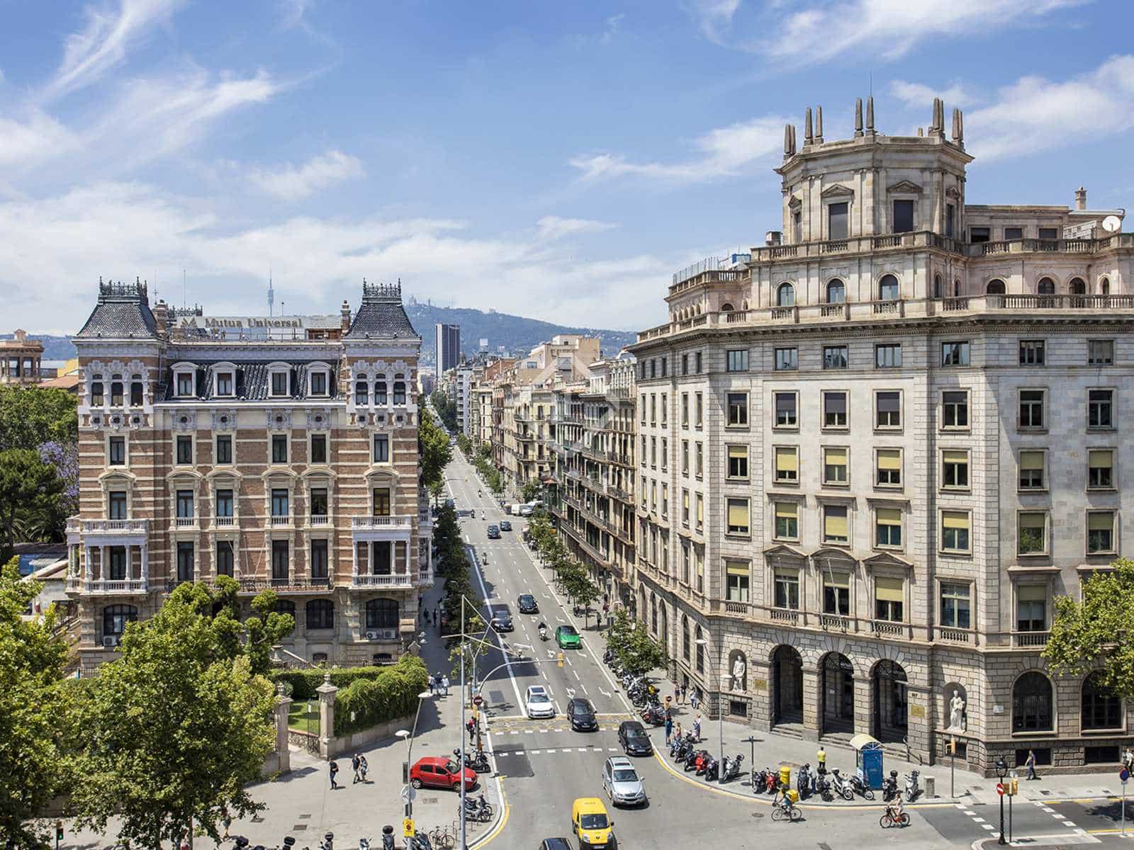2 quarto Apartamento para arrendar em Barcelona cidade com piscina - 2 500 € (Ref: 8130891)