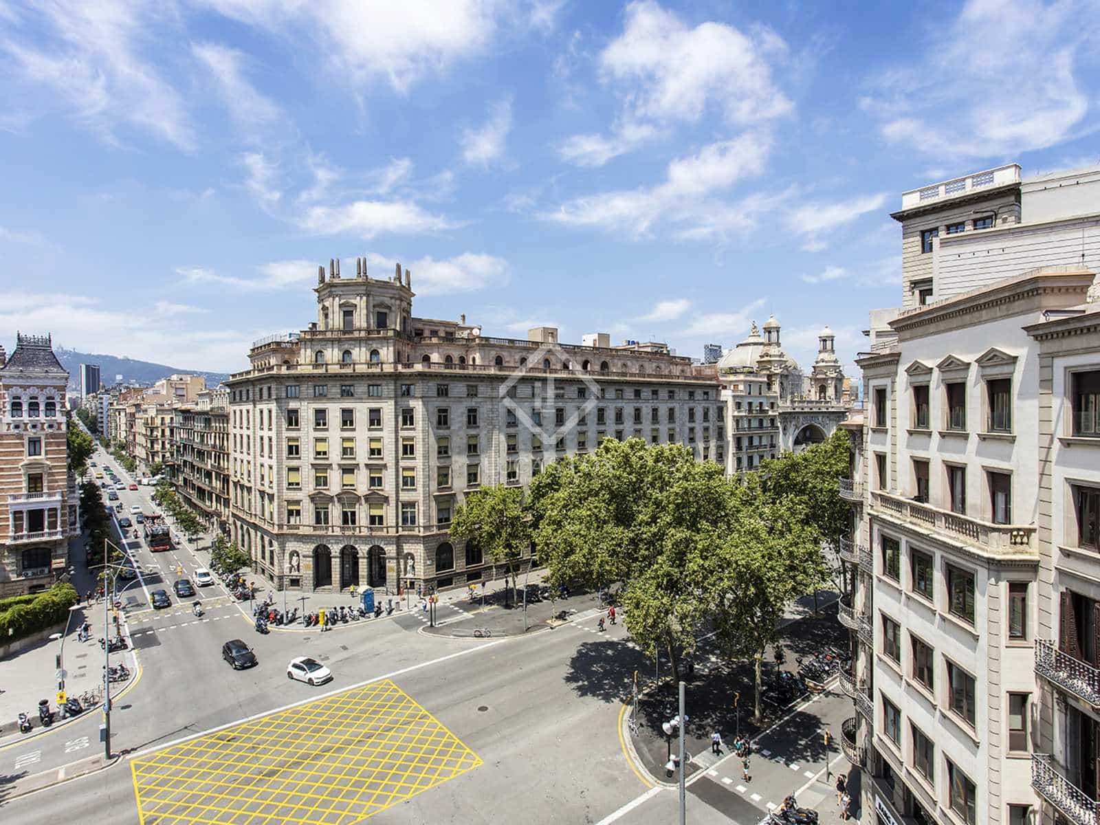 2 quarto Apartamento para arrendar em Barcelona cidade com piscina - 2 500 € (Ref: 8130891)