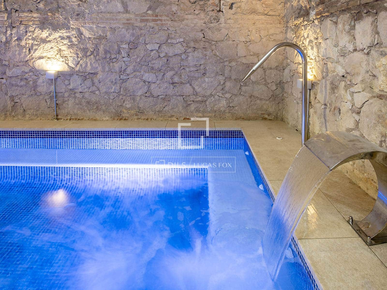 2 quarto Apartamento para arrendar em Barcelona cidade com piscina - 2 500 € (Ref: 8130891)