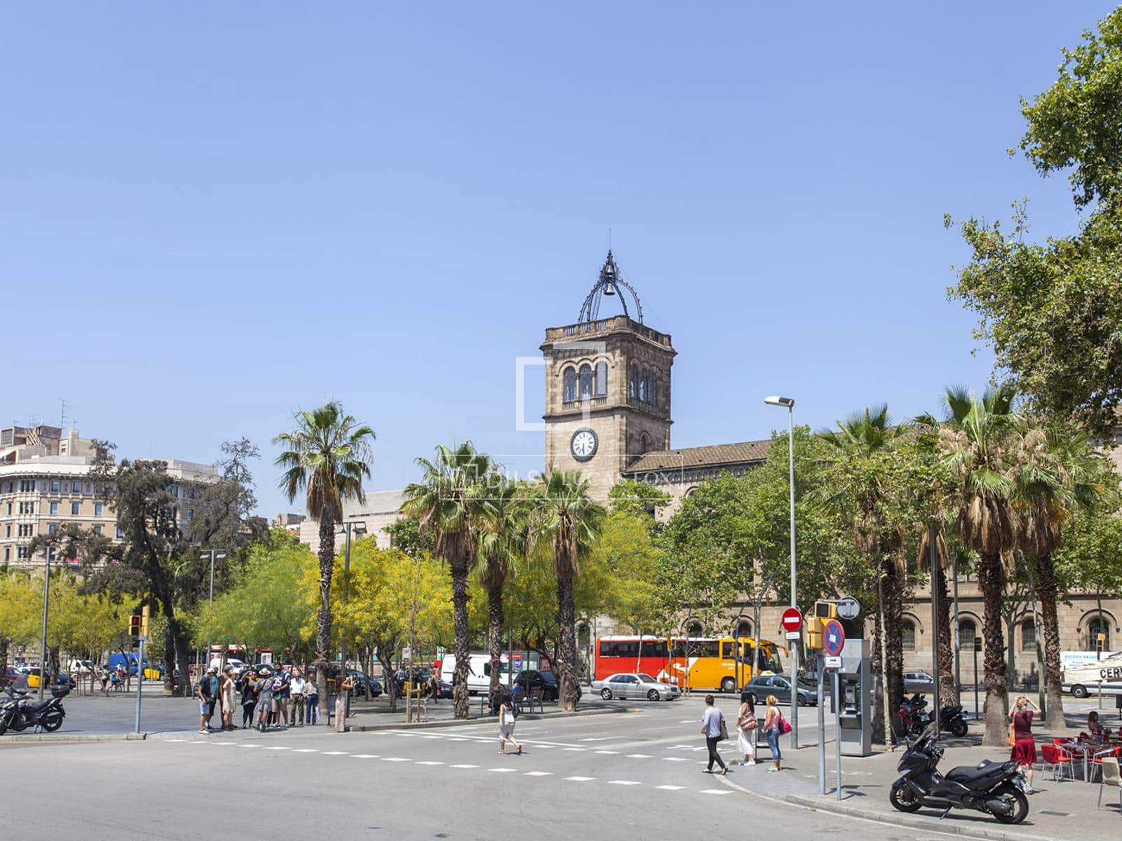 2 quarto Apartamento para arrendar em Barcelona cidade com piscina - 2 500 € (Ref: 8130891)