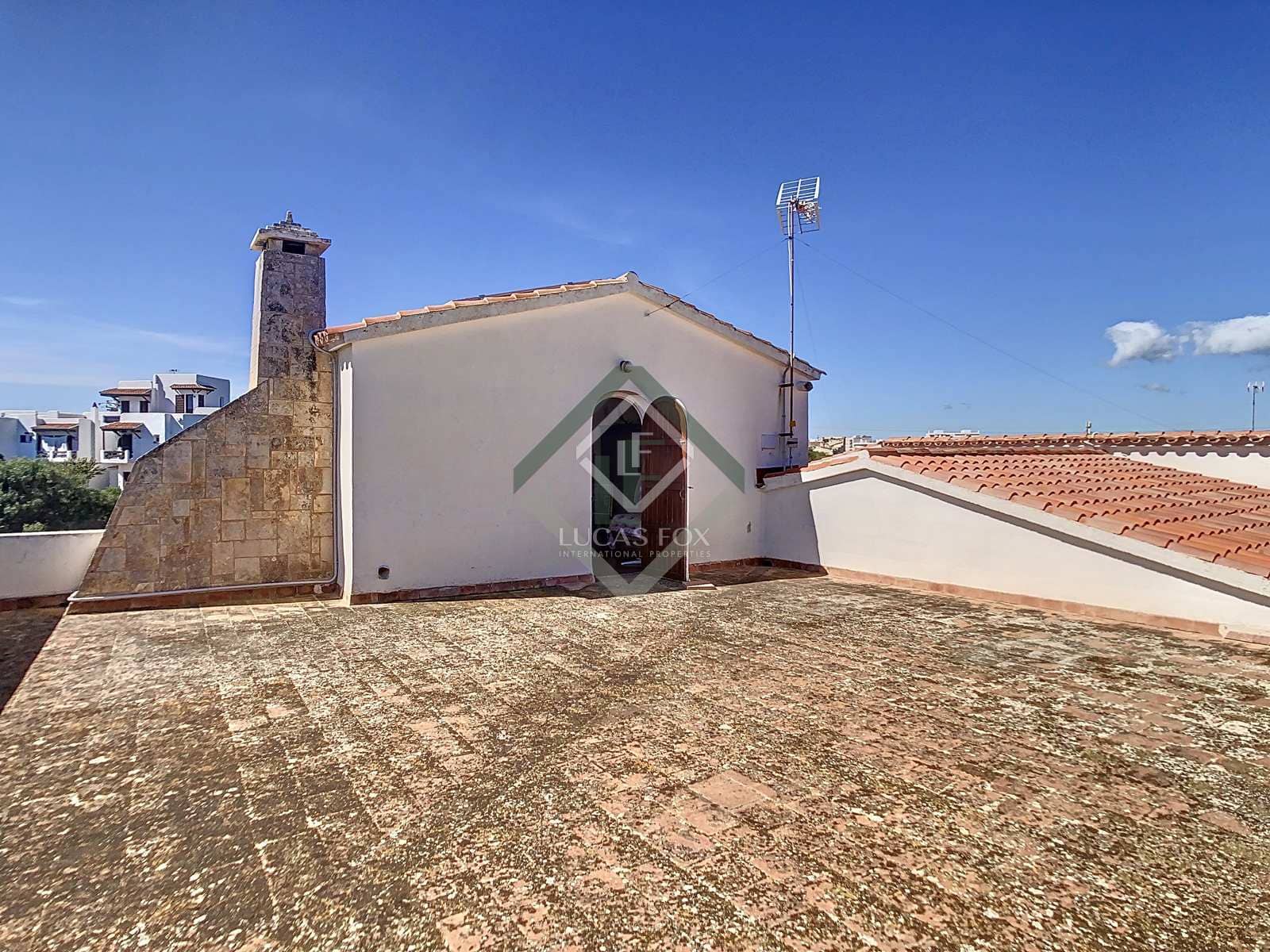 4 sovrum Villa till salu i Es Castell med pool garage - 975 000 € (Ref: 8130897)
