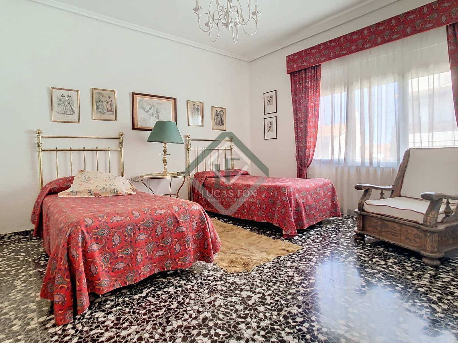 4 sovrum Villa till salu i Es Castell med pool garage - 975 000 € (Ref: 8130897)