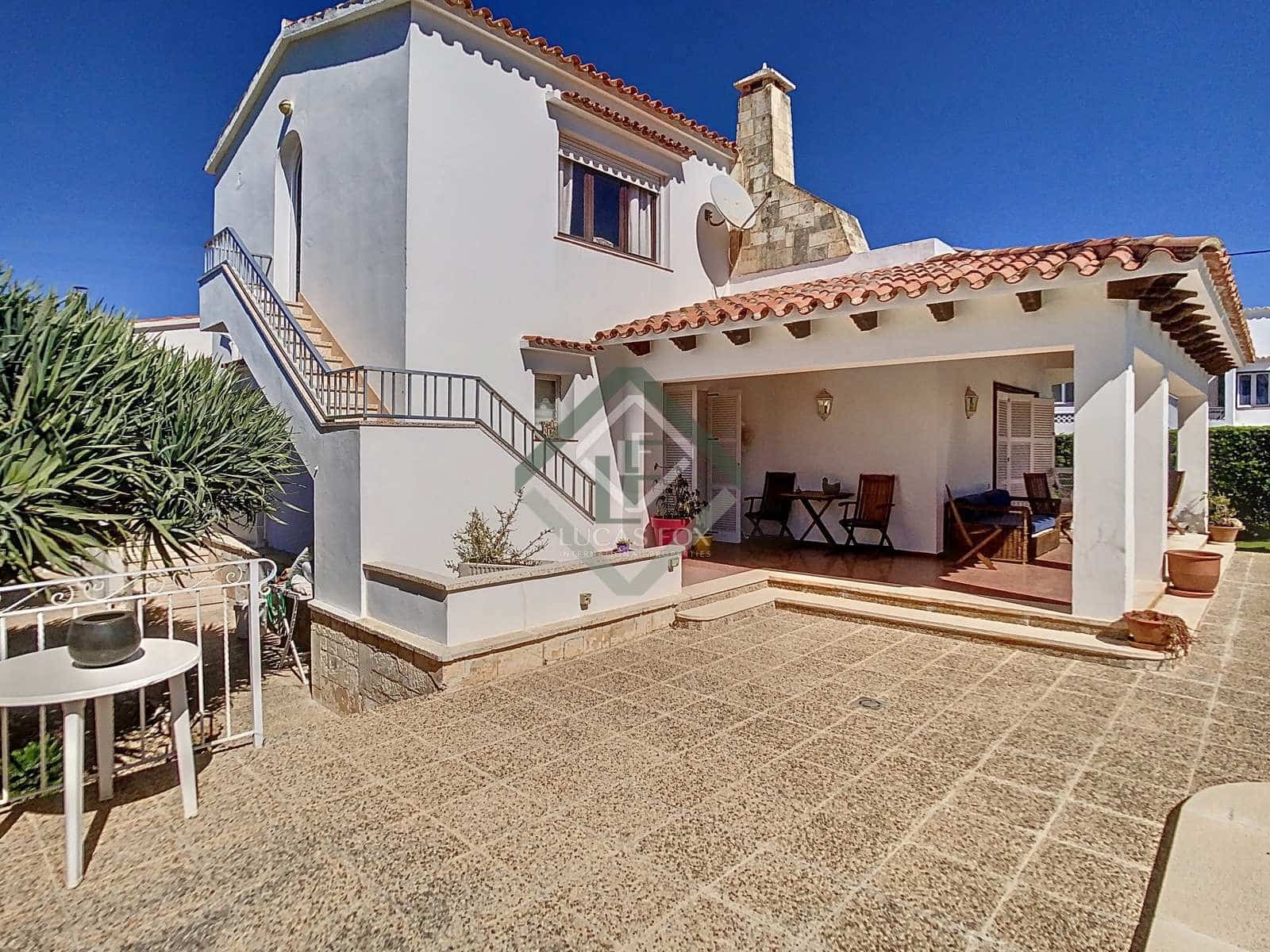 4 sovrum Villa till salu i Es Castell med pool garage - 975 000 € (Ref: 8130897)