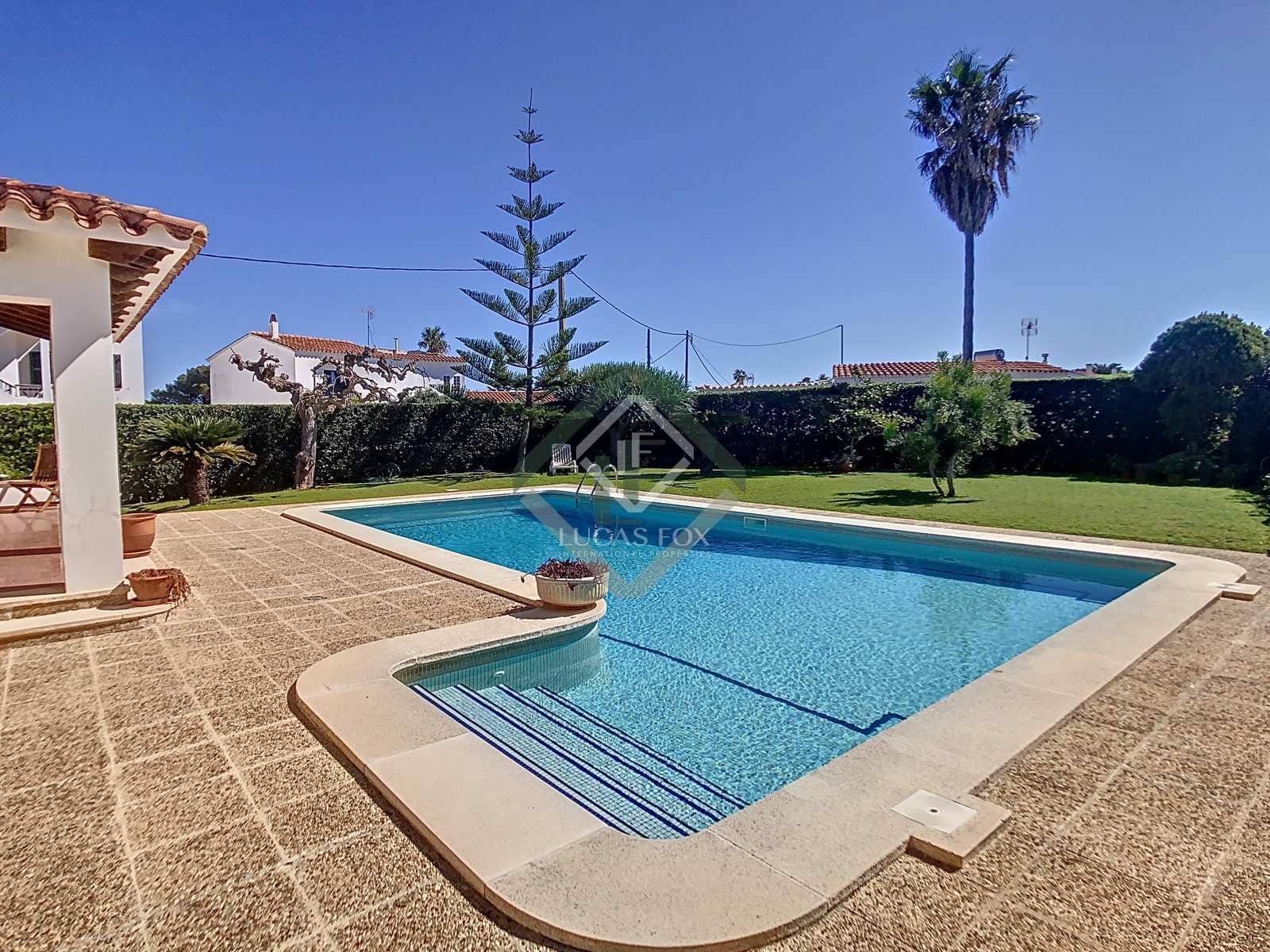 4 sovrum Villa till salu i Es Castell med pool garage - 975 000 € (Ref: 8130897)