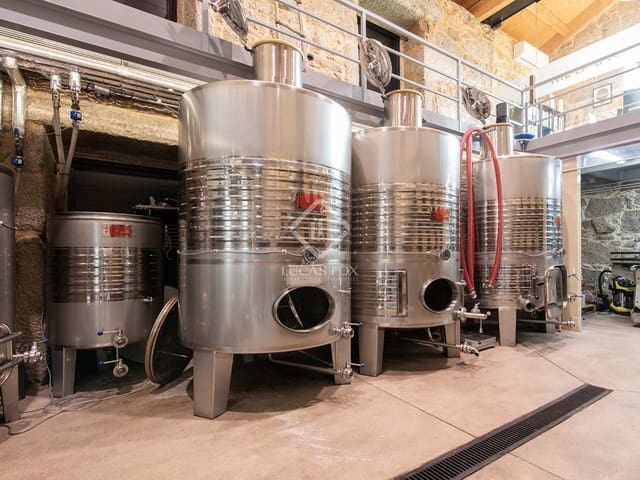 Finca/Landhuis te koop in Sanxenxo met garage - € 800.000 (Ref: 8132558)