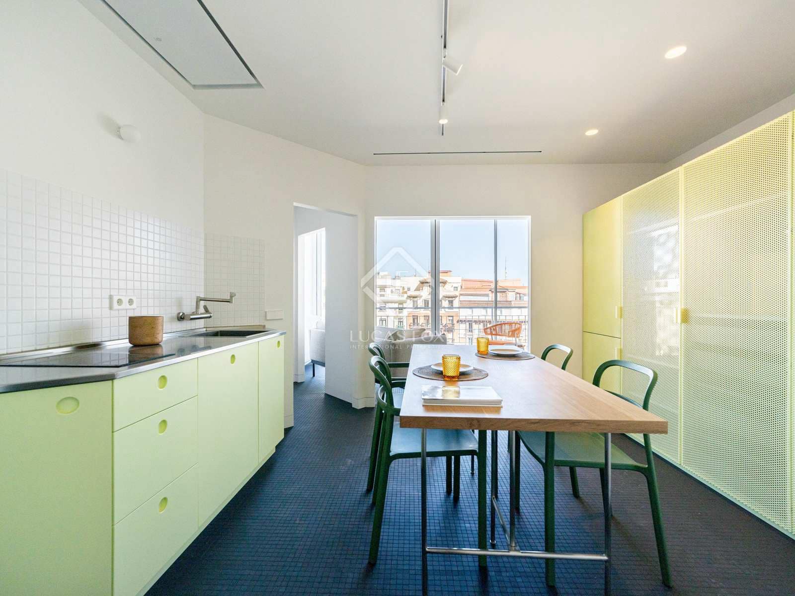 2 soveværelse Lejlighed til salg i Madrid by - € 1.350.000 (Ref: 8135885)