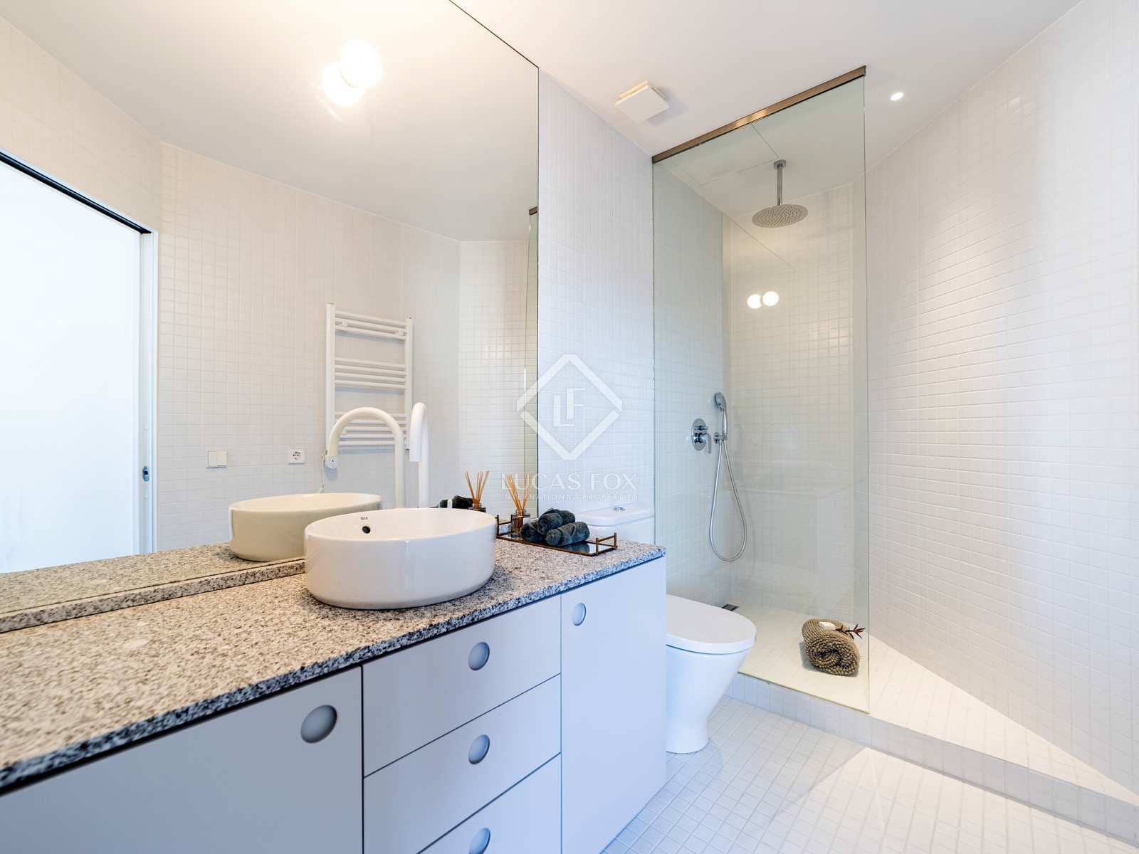 2 soveværelse Lejlighed til salg i Madrid by - € 1.350.000 (Ref: 8135885)