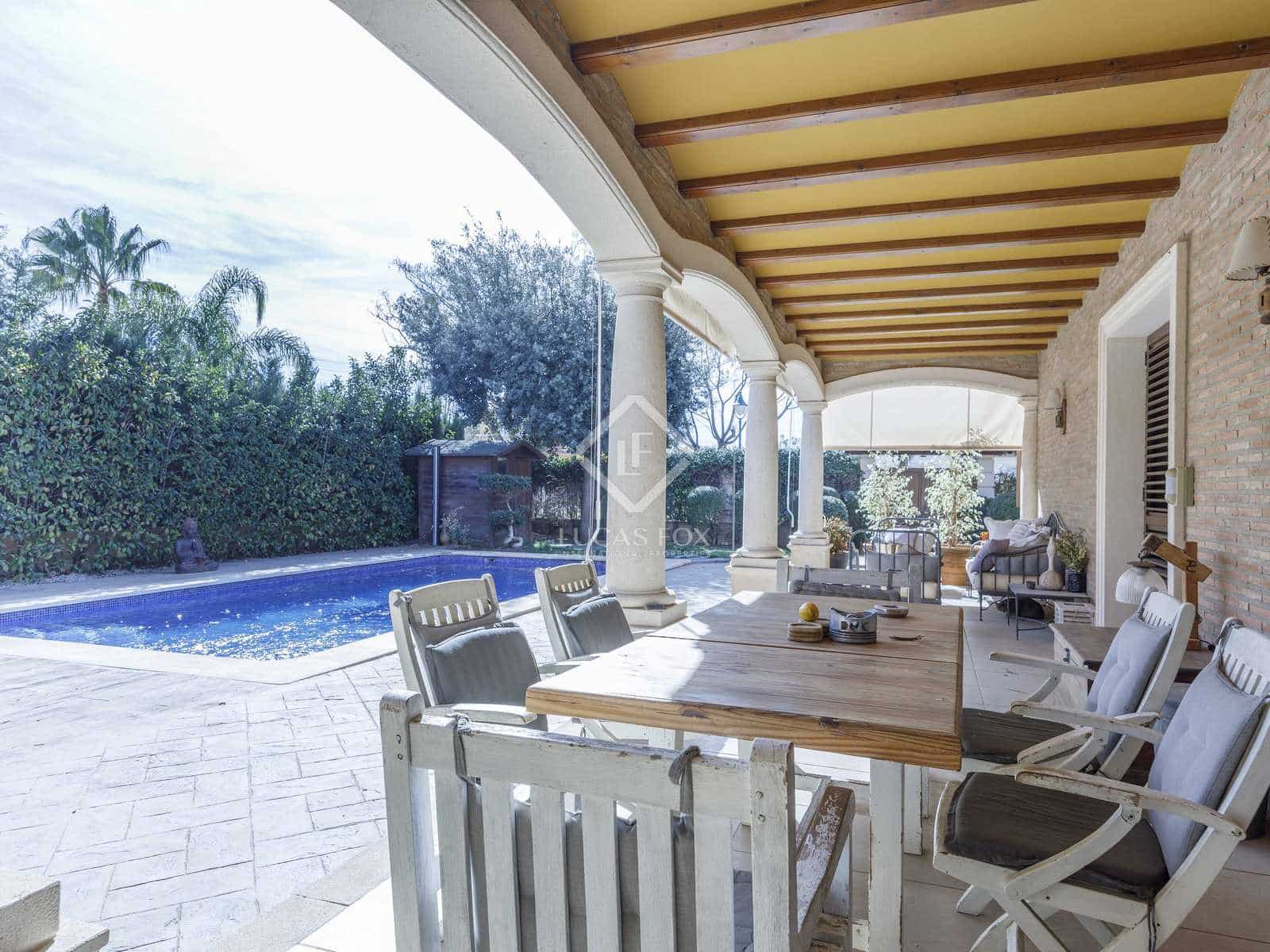 7 sypialnia Willa na sprzedaż w Betera z basenem garażem - 950 000 € (Ref: 8135887)