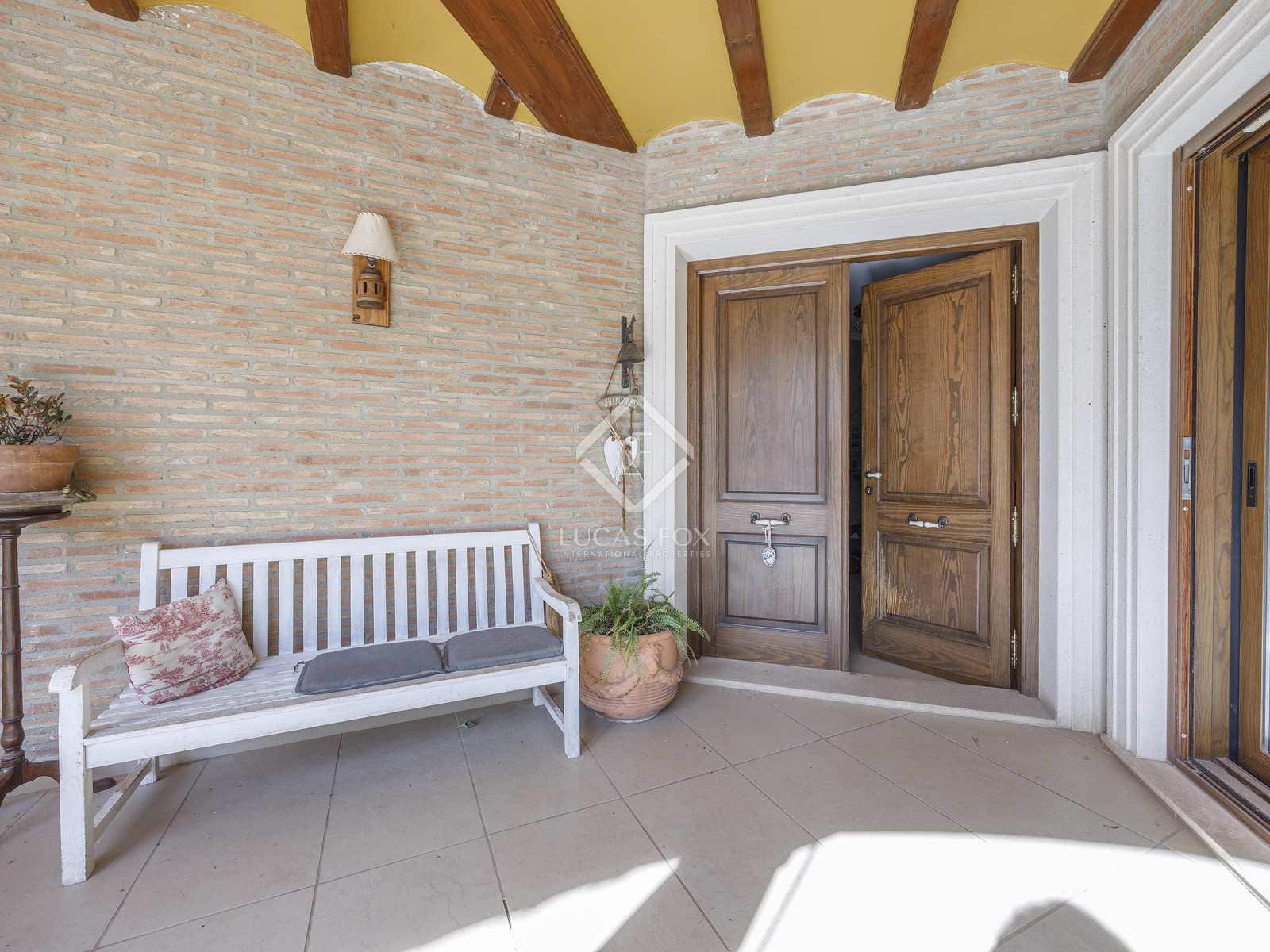 7 sypialnia Willa na sprzedaż w Betera z basenem garażem - 950 000 € (Ref: 8135887)