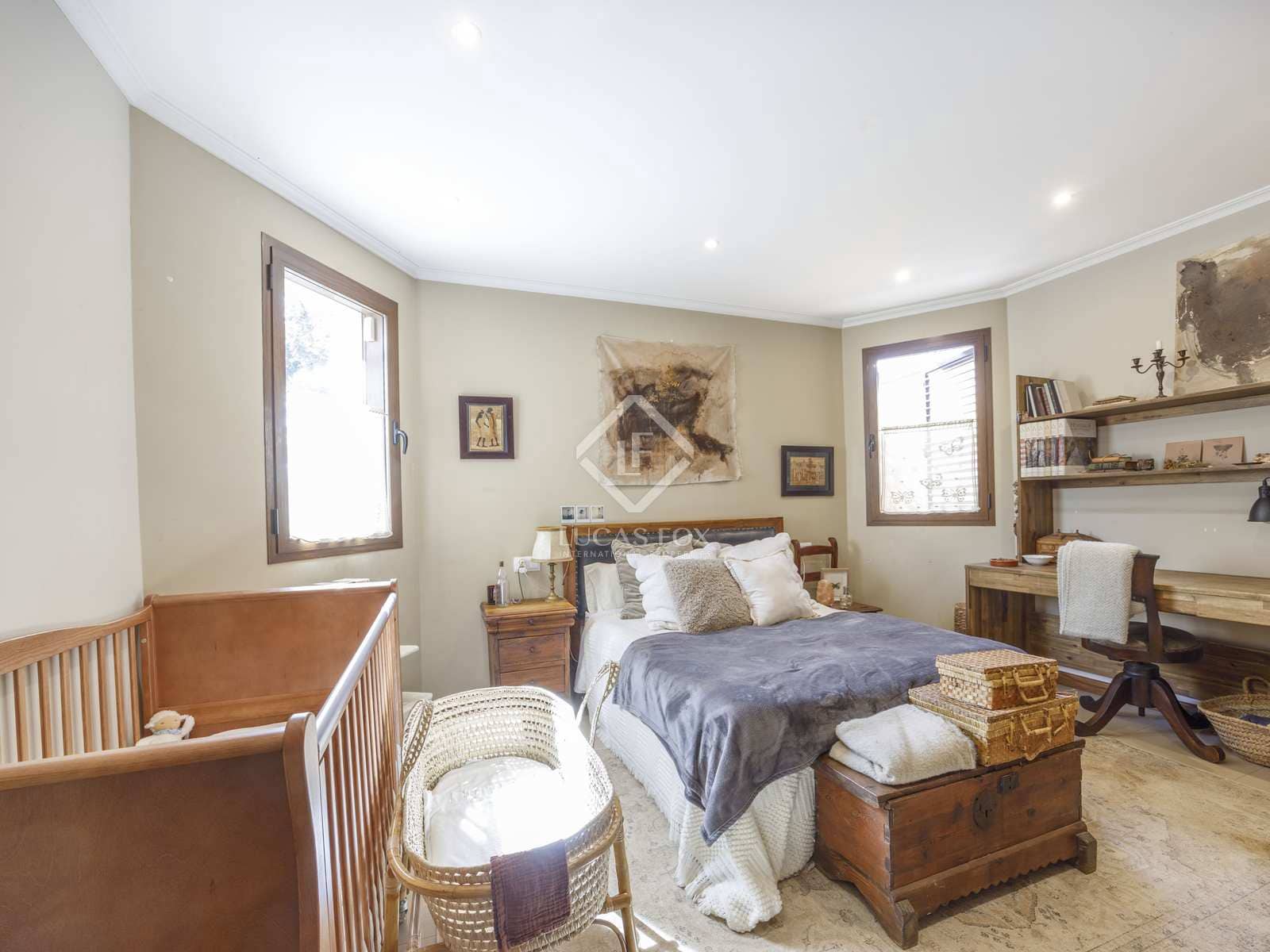 7 sypialnia Willa na sprzedaż w Betera z basenem garażem - 950 000 € (Ref: 8135887)