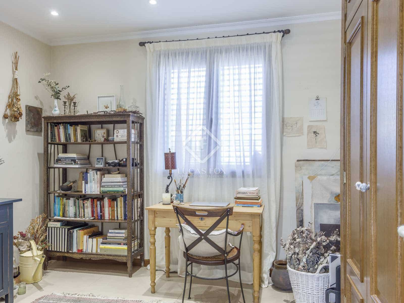 7 sypialnia Willa na sprzedaż w Betera z basenem garażem - 950 000 € (Ref: 8135887)