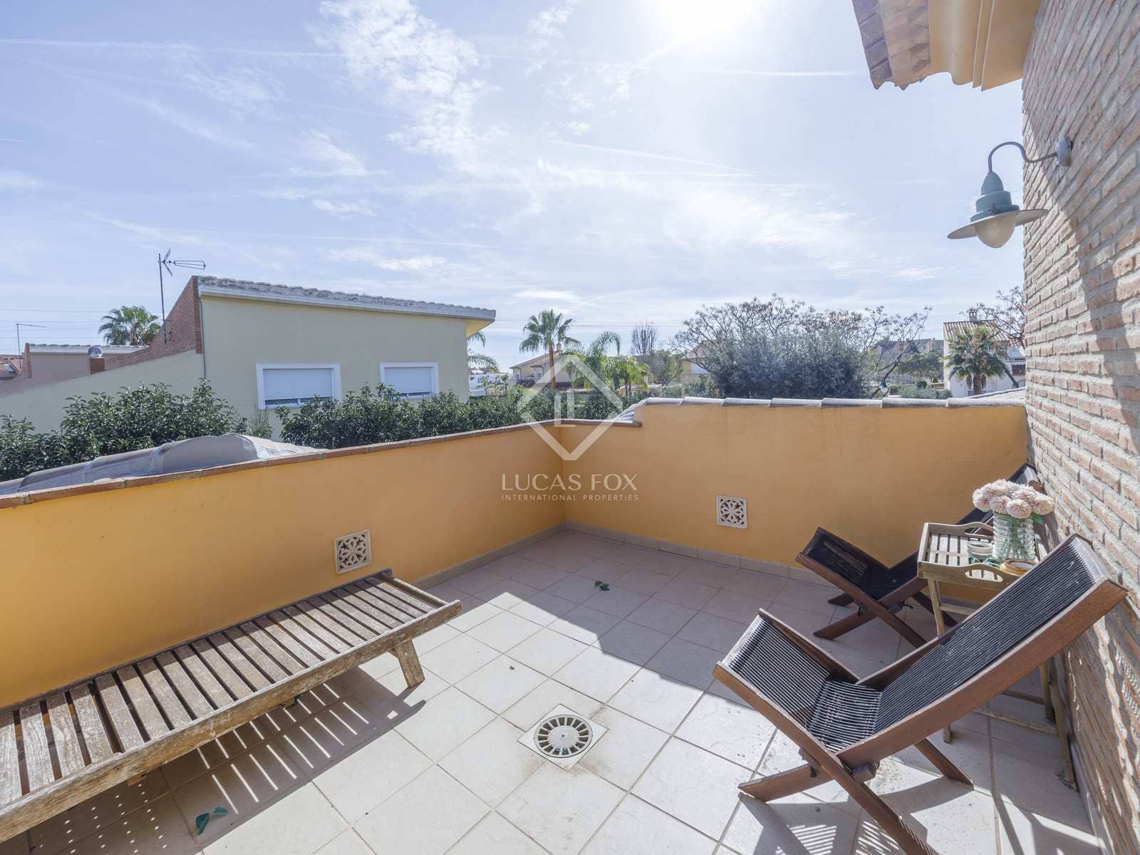 7 sypialnia Willa na sprzedaż w Betera z basenem garażem - 950 000 € (Ref: 8135887)