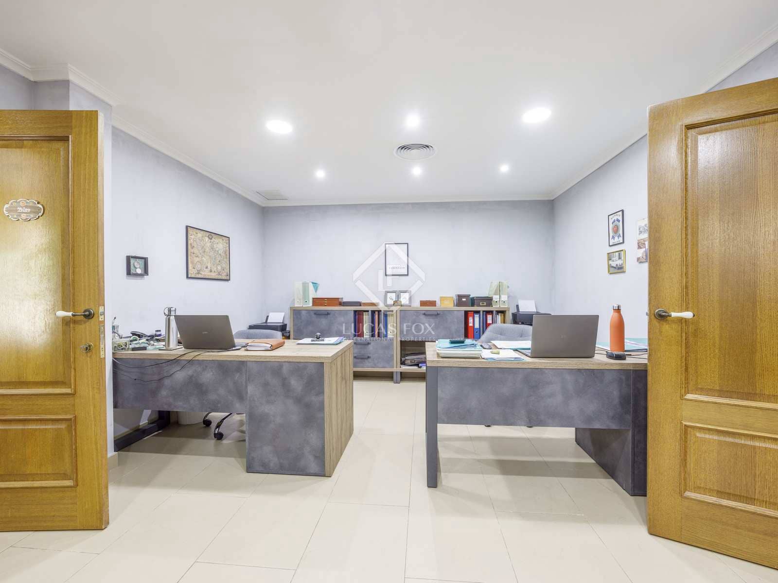 7 sypialnia Willa na sprzedaż w Betera z basenem garażem - 950 000 € (Ref: 8135887)