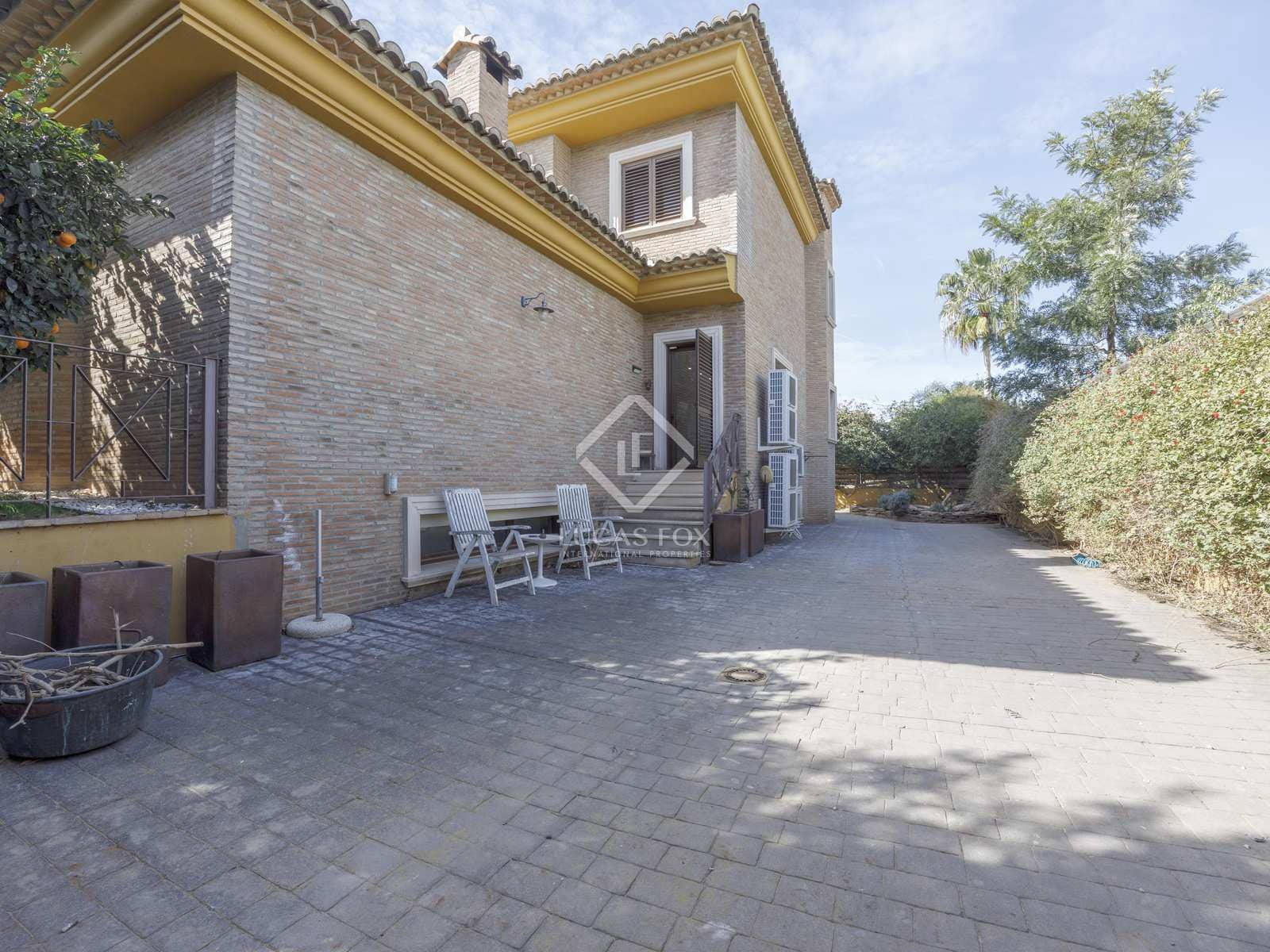 7 sypialnia Willa na sprzedaż w Betera z basenem garażem - 950 000 € (Ref: 8135887)