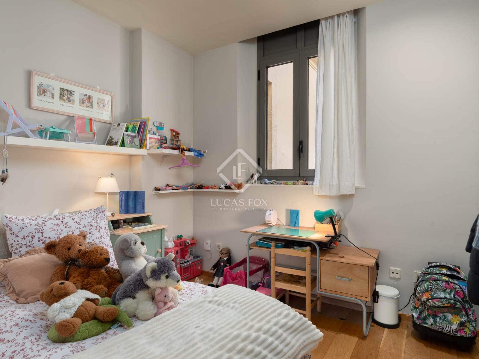 5 soverom Penthouse til salgs i Girona by - € 990 000 (Ref: 8141188)