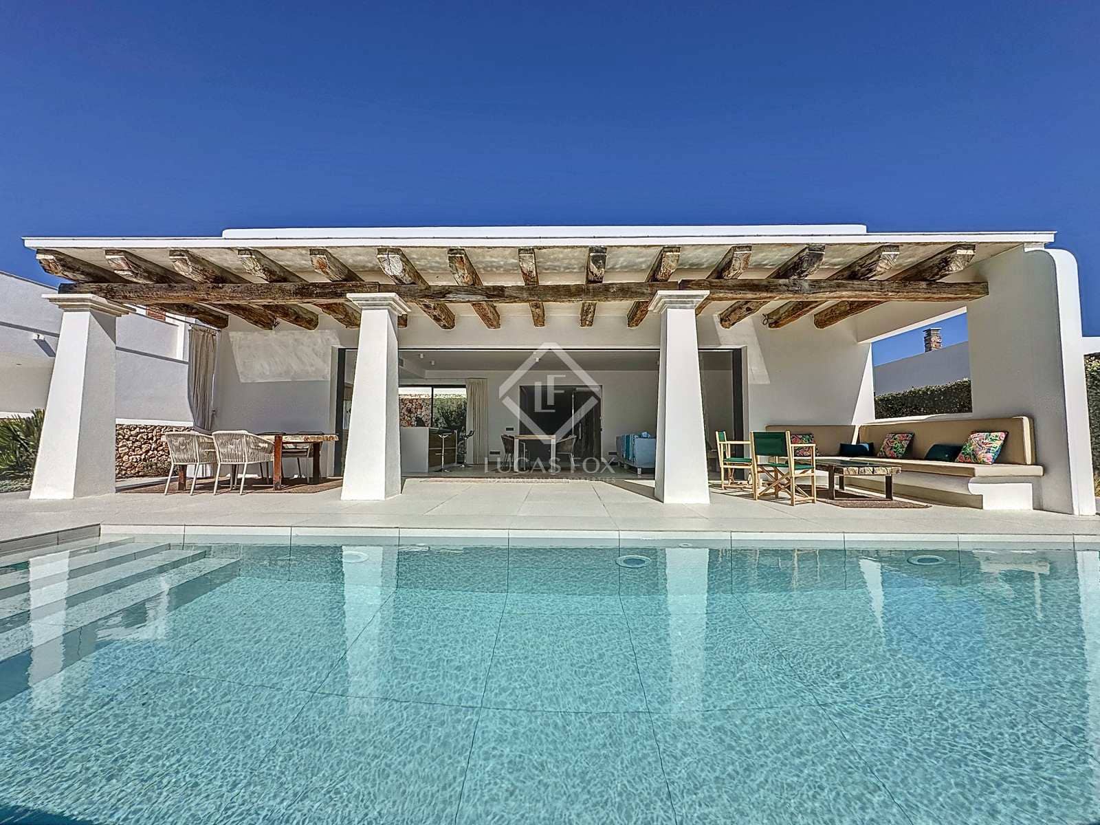 3 soverom Villa til salgs i Es Mercadal med svømmebasseng garasje - € 1 200 000 (Ref: 8141473)