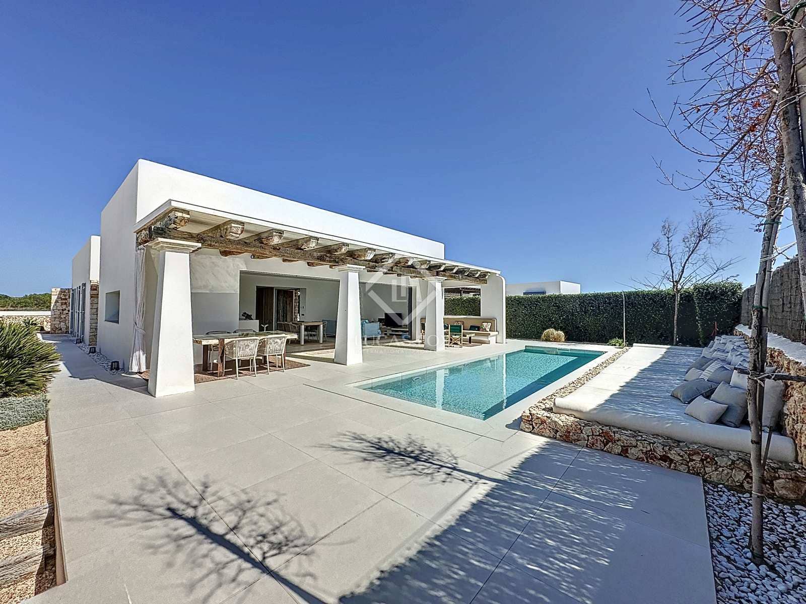 3 soverom Villa til salgs i Es Mercadal med svømmebasseng garasje - € 1 200 000 (Ref: 8141473)