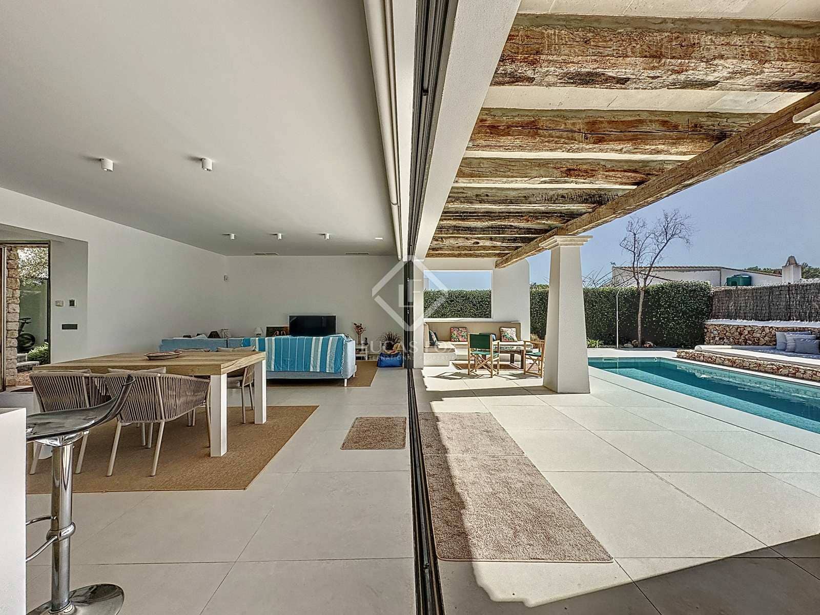 3 soverom Villa til salgs i Es Mercadal med svømmebasseng garasje - € 1 200 000 (Ref: 8141473)