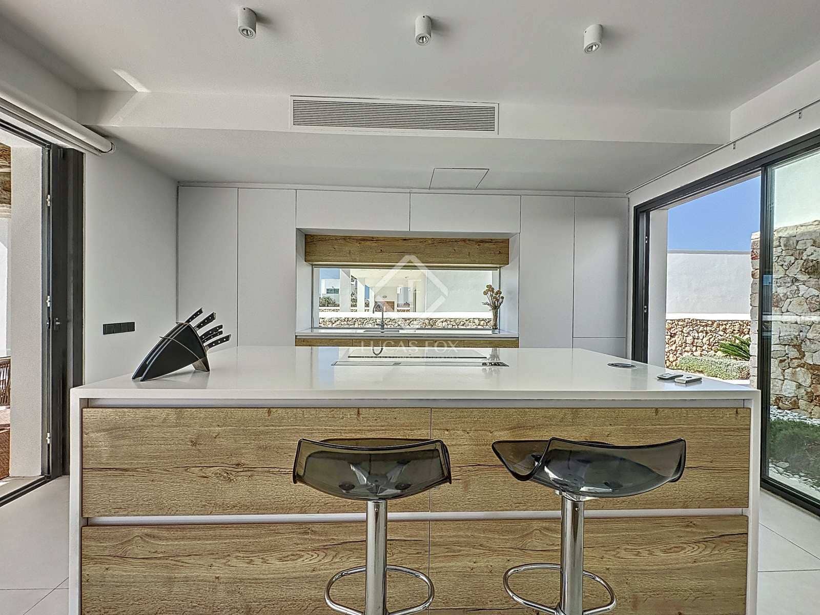 3 soverom Villa til salgs i Es Mercadal med svømmebasseng garasje - € 1 200 000 (Ref: 8141473)