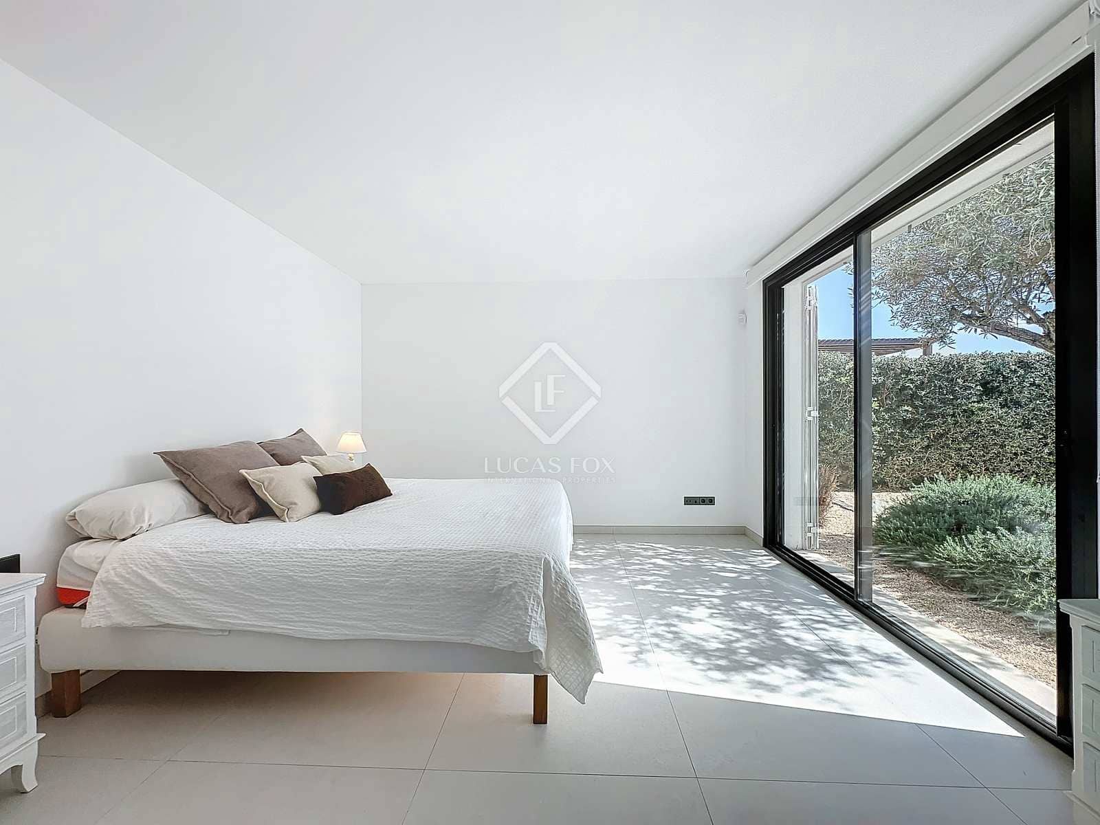 3 soverom Villa til salgs i Es Mercadal med svømmebasseng garasje - € 1 200 000 (Ref: 8141473)