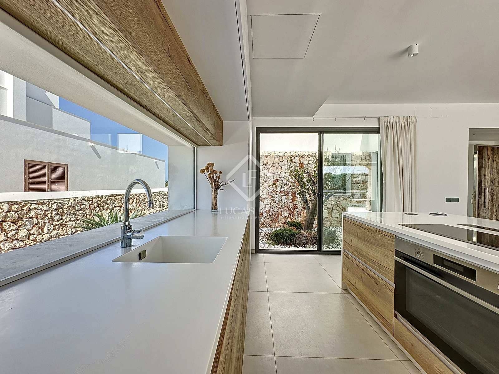 3 soverom Villa til salgs i Es Mercadal med svømmebasseng garasje - € 1 200 000 (Ref: 8141473)