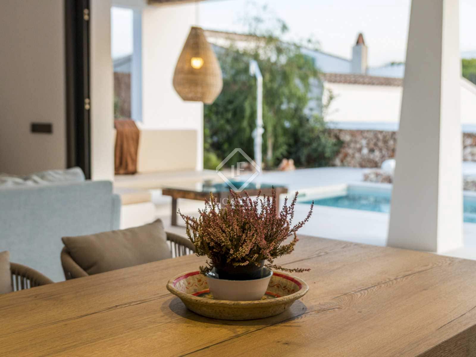 3 soverom Villa til salgs i Es Mercadal med svømmebasseng garasje - € 1 200 000 (Ref: 8141473)