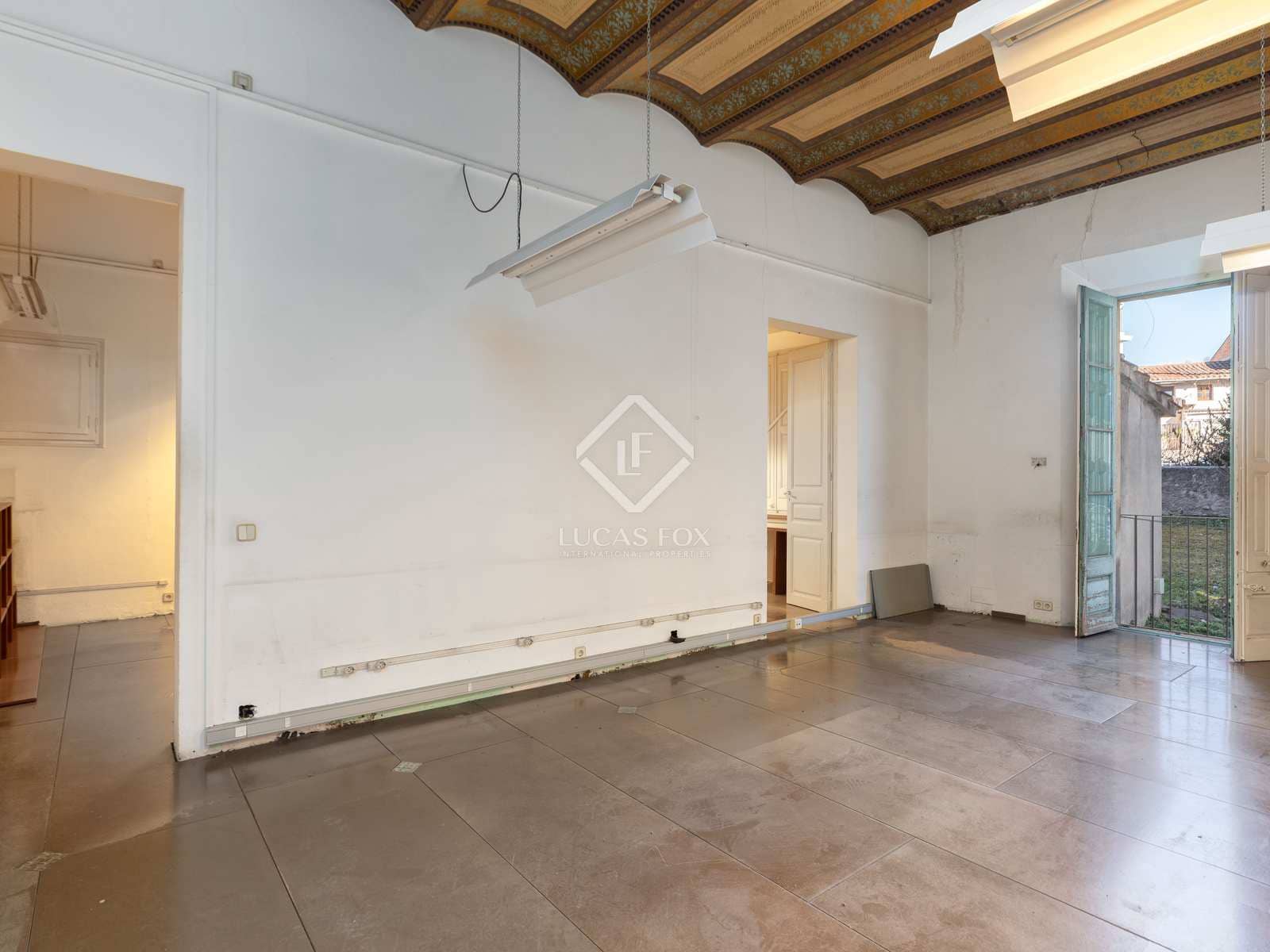 18 soveværelse Erhverv til salg i Olot - € 750.000 (Ref: 8149529)