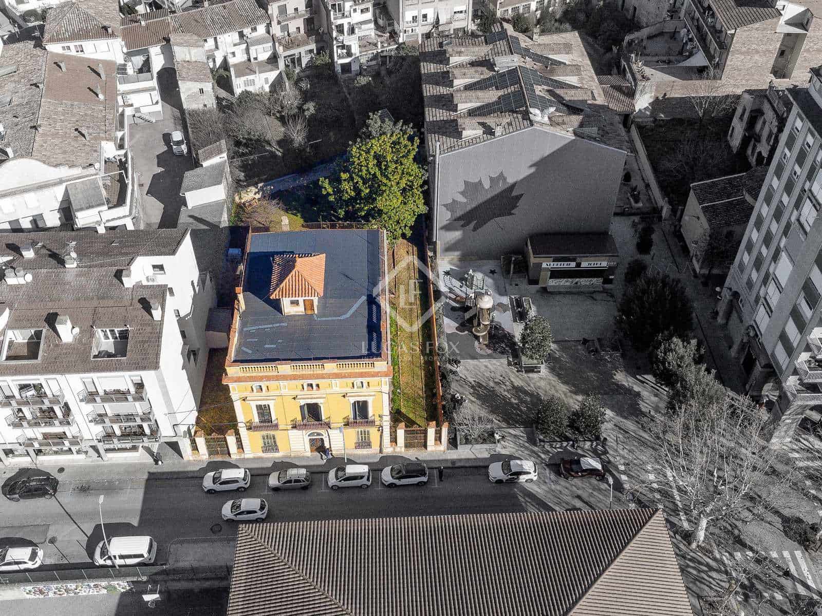 18 soveværelse Erhverv til salg i Olot - € 750.000 (Ref: 8149529)