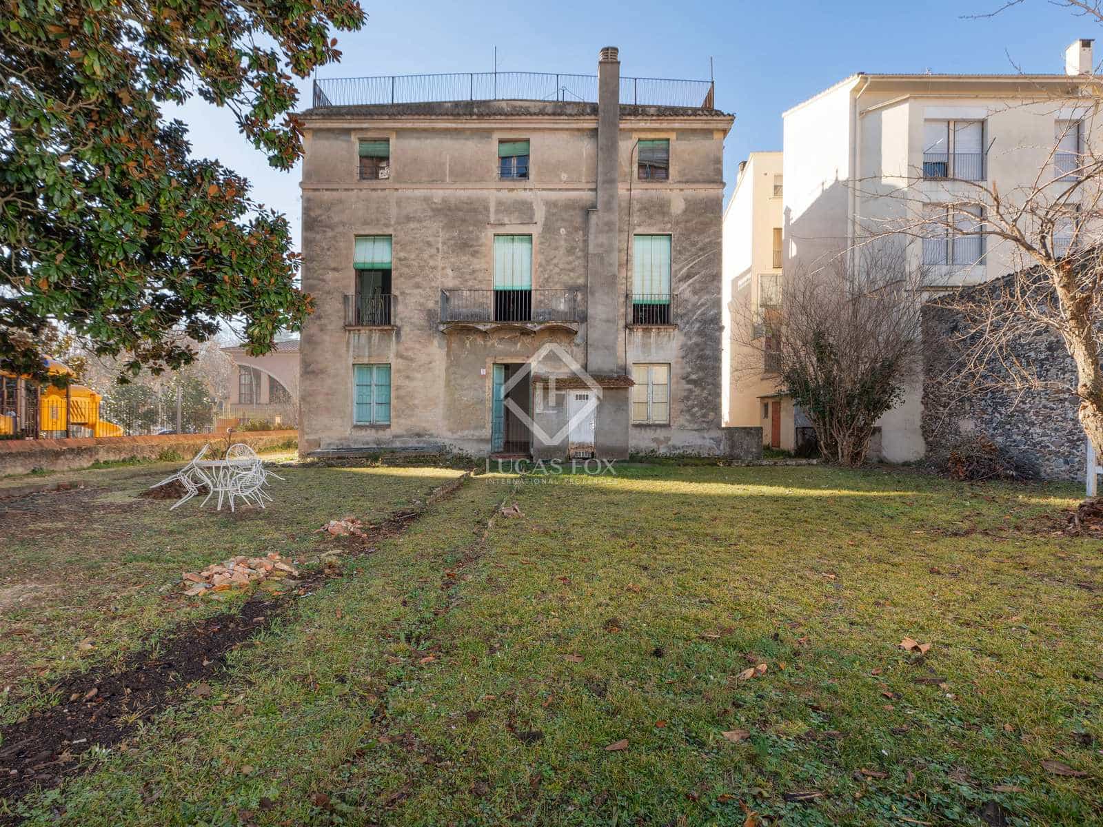 18 soveværelse Erhverv til salg i Olot - € 750.000 (Ref: 8149529)