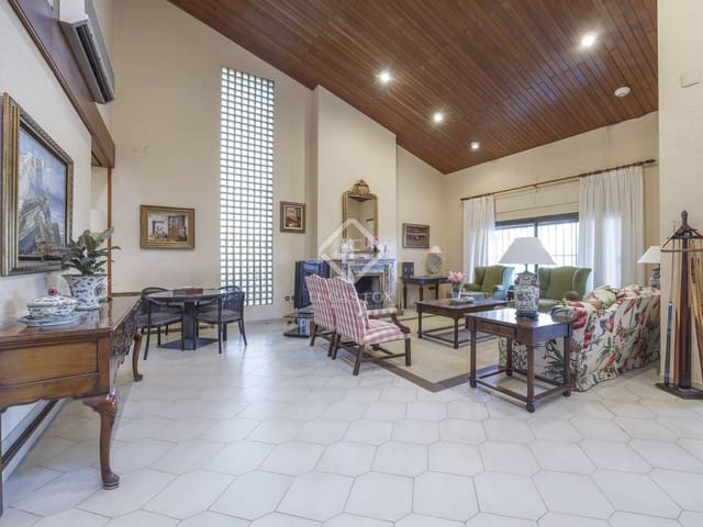 7 soverom Villa til salgs i L'Eliana med svømmebasseng garasje - € 1 295 000 (Ref: 8149961)