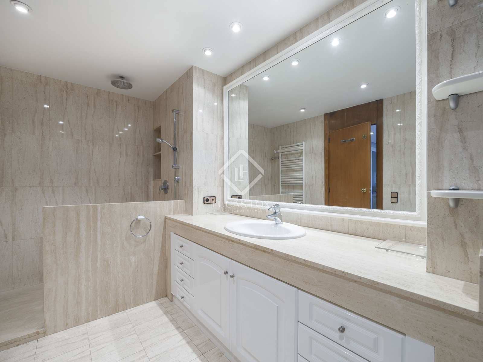 7 soveværelse Villa til salg i L'Eliana med swimmingpool garage - € 1.295.000 (Ref: 8149961)