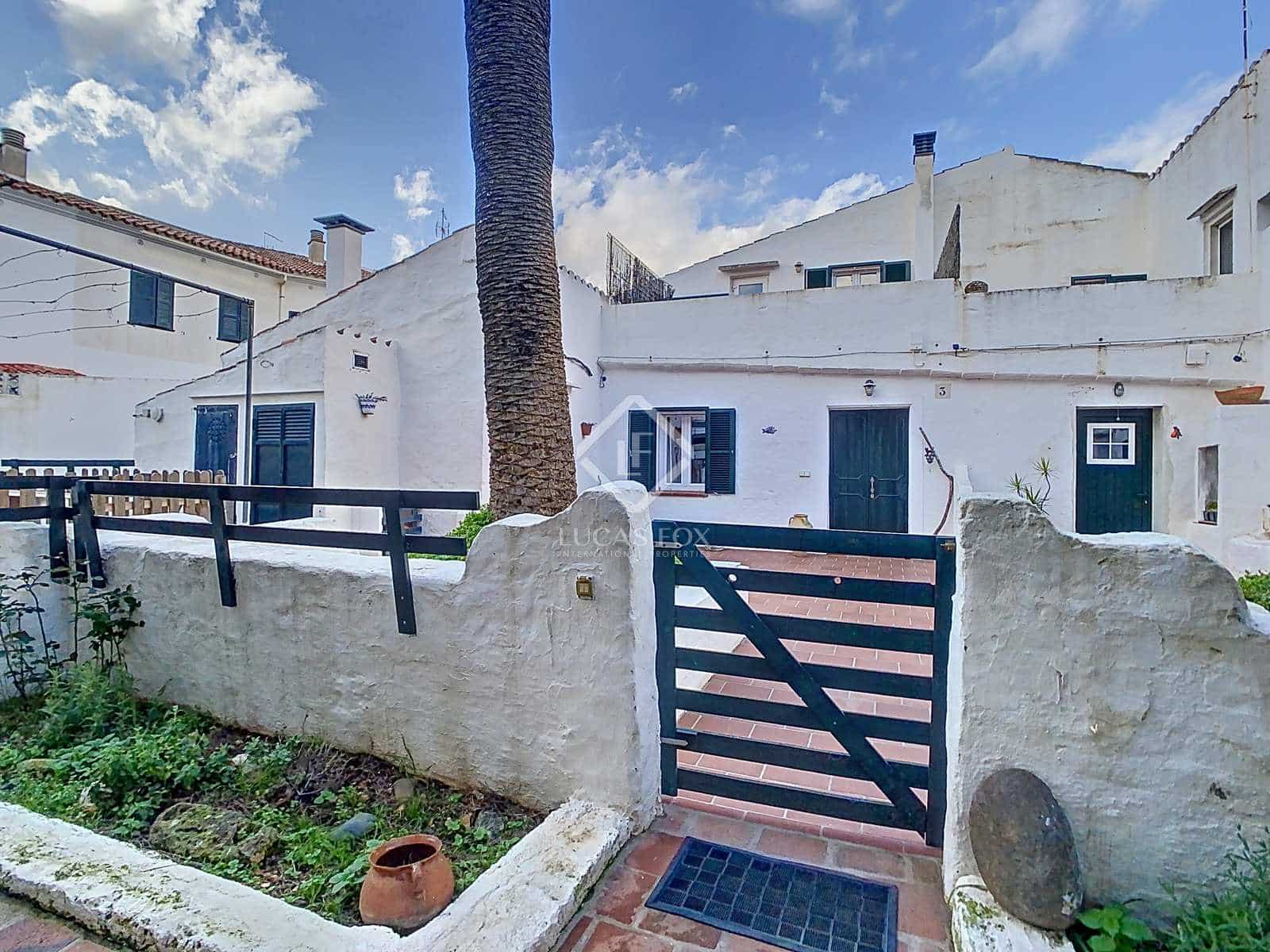 4 soveværelse Villa til salg i San Luis / Sant Lluis med garage - € 625.000 (Ref: 8152838)