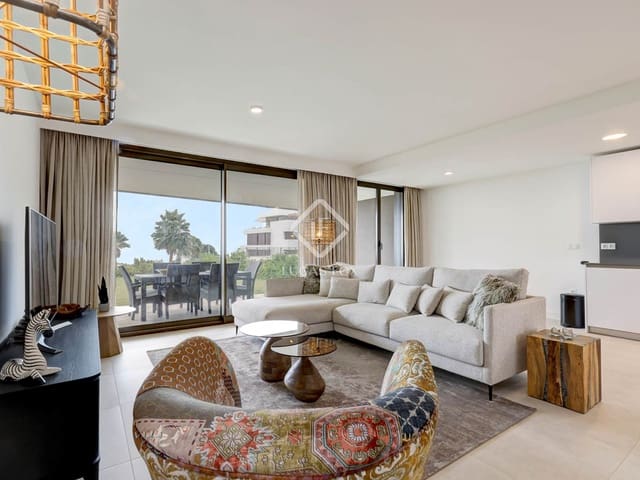 3 Zimmer Apartment zu verkaufen in Casares mit Garage - 699.000 € (Ref: 8153006)