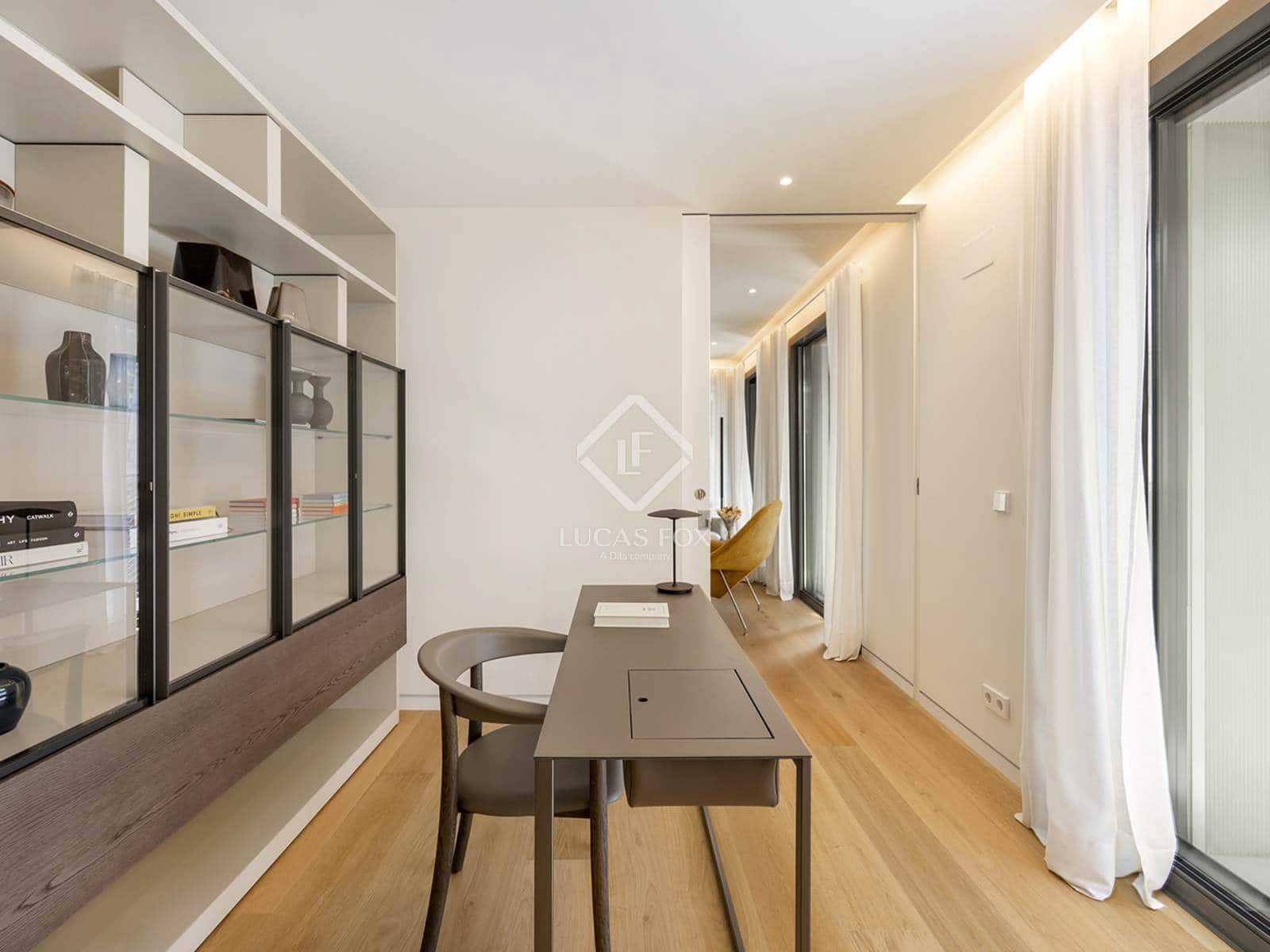 3 soverom Leilighet til salgs i Barcelona by med svømmebasseng garasje - € 2 470 000 (Ref: 8155901)
