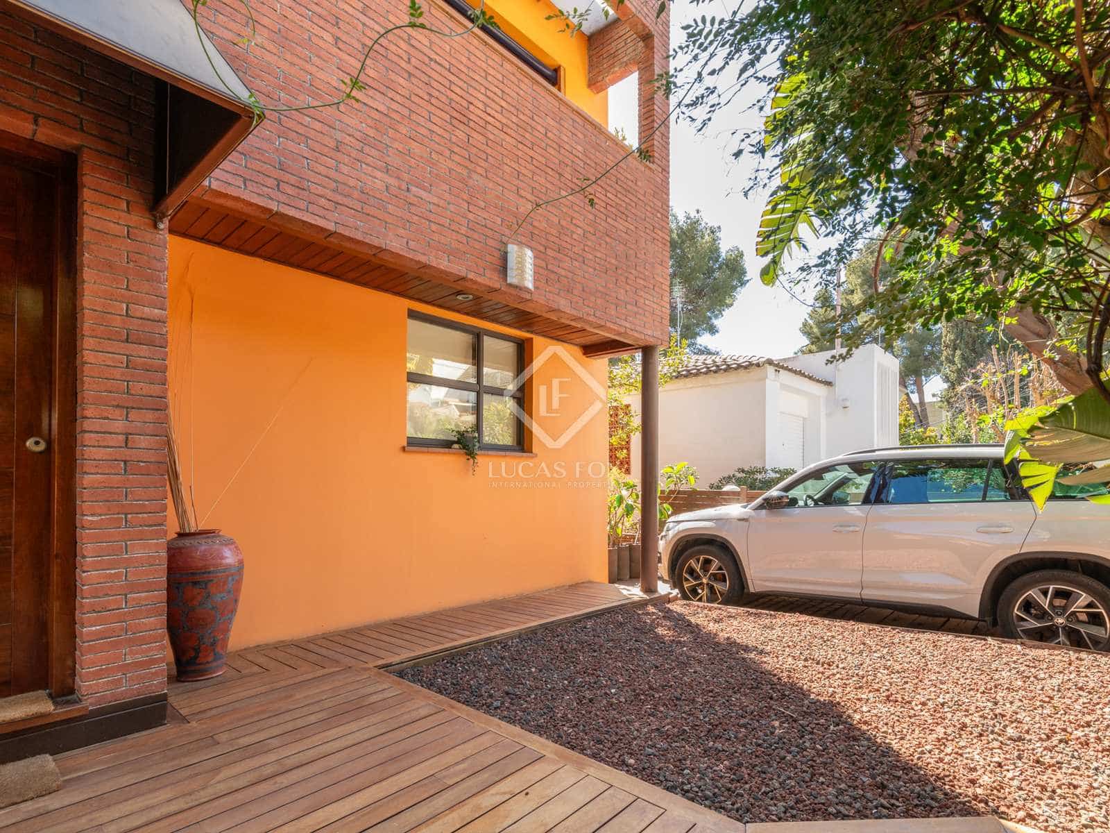 5 soverom Villa til salgs i Castelldefels med garasje - € 1 390 000 (Ref: 8163171)