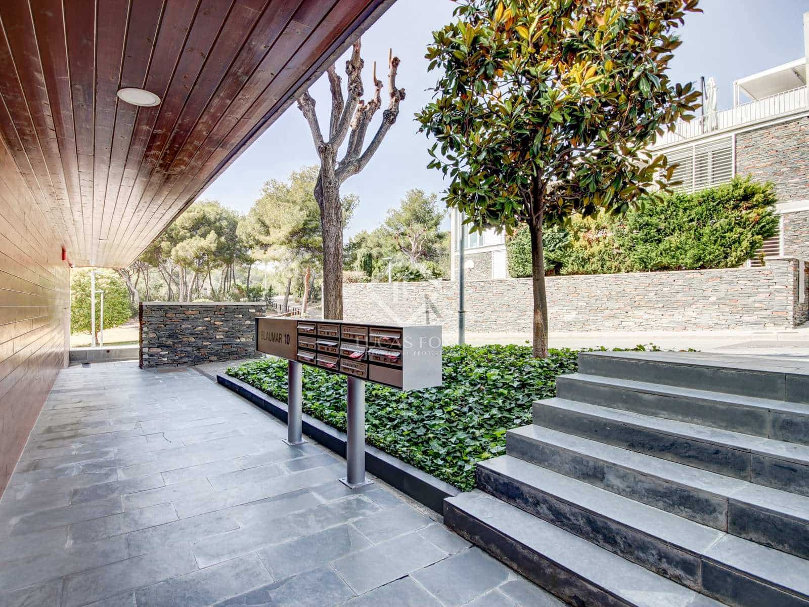 5 sypialnia Apartament na sprzedaż w Sant Pere de Ribes z basenem garażem - 778 000 € (Ref: 8169174)