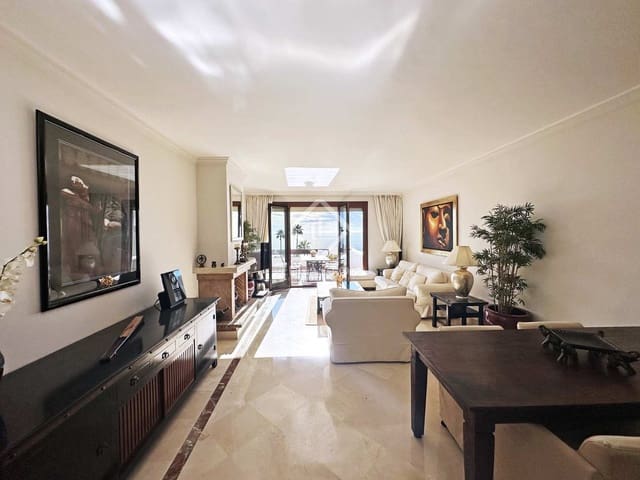 3 soveværelse Penthouse til salg i Golden Mile, Marbella - € 1.295.000 (Ref: 8169311)