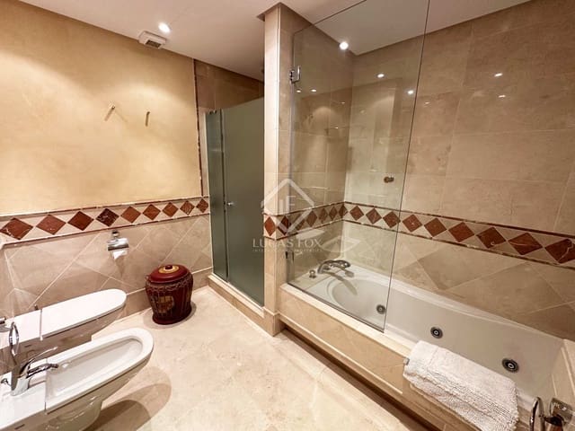 3 soveværelse Penthouse til salg i Golden Mile, Marbella - € 1.295.000 (Ref: 8169311)