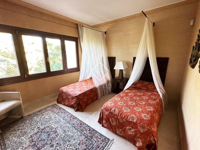 3 soveværelse Penthouse til salg i Golden Mile, Marbella - € 1.295.000 (Ref: 8169311)