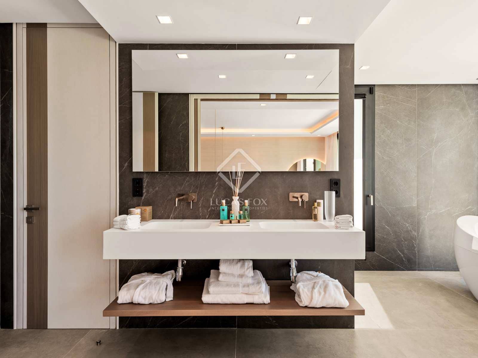 4 slaapkamer Villa te koop in Los Flamingos met zwembad garage - € 4.995.000 (Ref: 8173738)