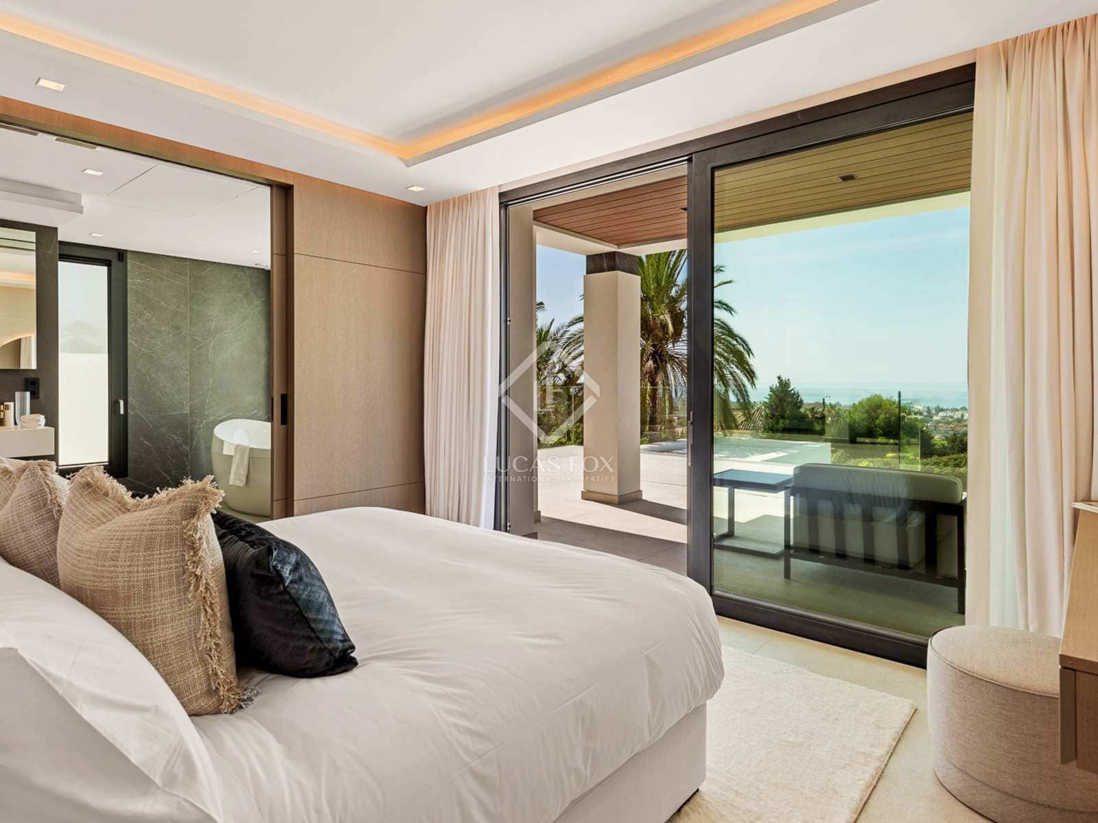 4 slaapkamer Villa te koop in Los Flamingos met zwembad garage - € 4.995.000 (Ref: 8173738)