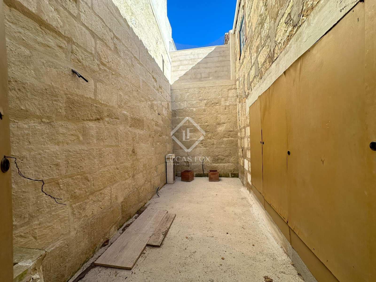 6 soveværelse Villa til salg i Mahon / Mao med garage - € 600.000 (Ref: 8173823)