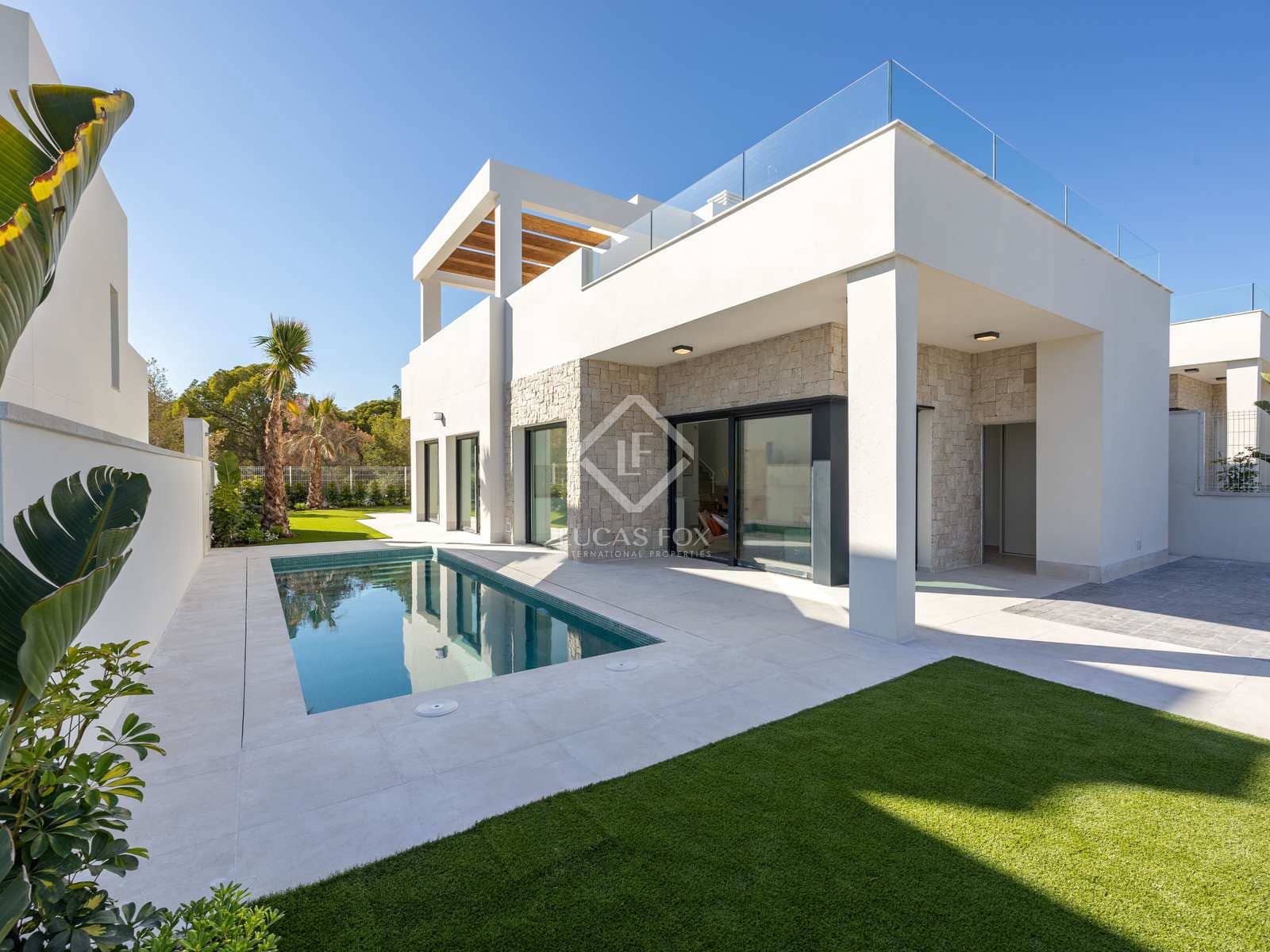 3 bedroom Villa for sale in Finestrat with pool garage - € 565,000 (Ref: 8173825)