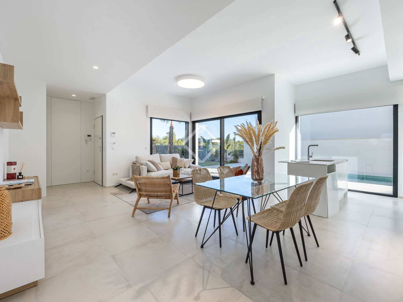 Chalet de 3 habitaciones en Finestrat en venta con piscina garaje - 580.000 € (Ref: 8173826)