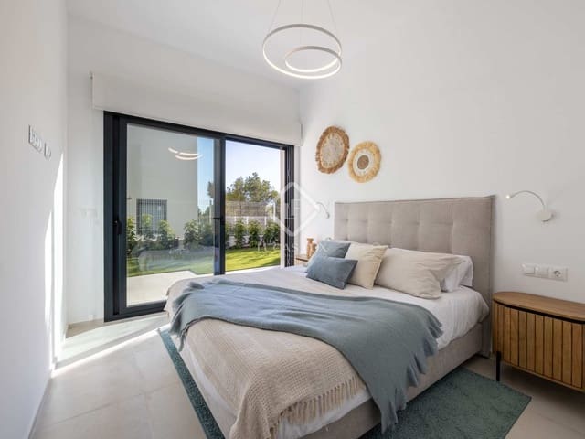 Chalet de 3 habitaciones en Finestrat en venta con piscina garaje - 580.000 € (Ref: 8173826)