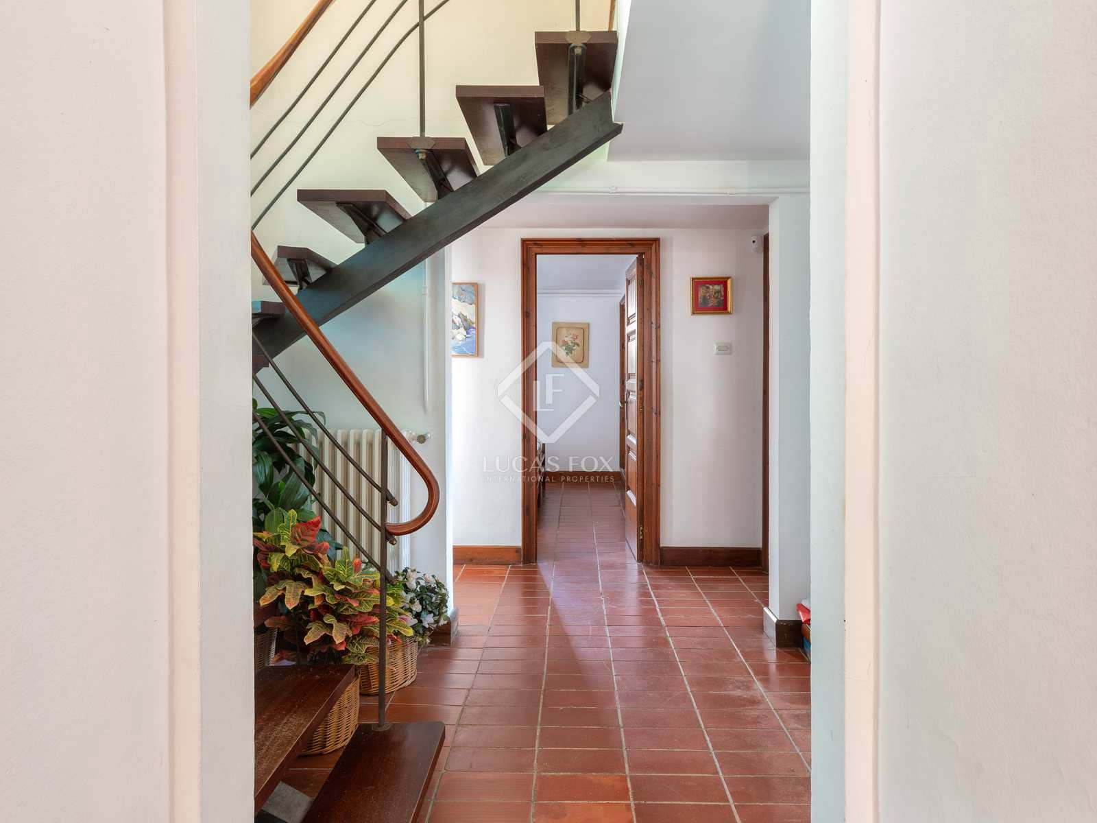 9 sypialnia Willa na sprzedaż w Lloret de Mar z basenem garażem - 900 000 € (Ref: 8182650)