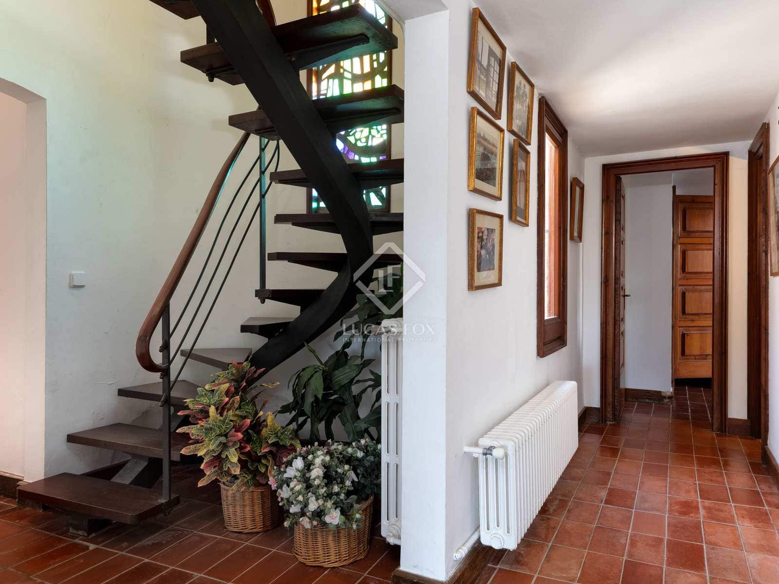 9 sypialnia Willa na sprzedaż w Lloret de Mar z basenem garażem - 900 000 € (Ref: 8182650)