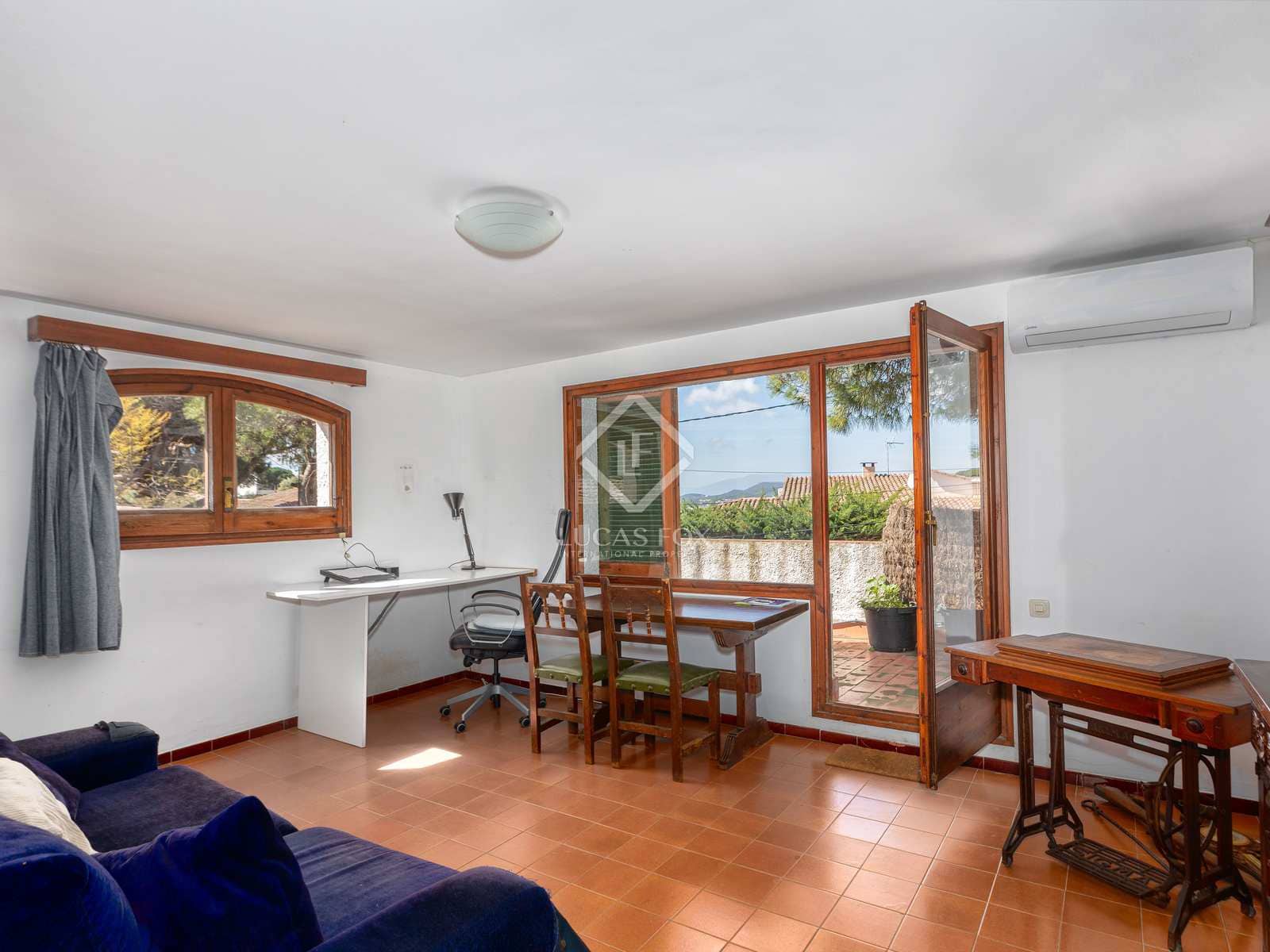 9 sypialnia Willa na sprzedaż w Lloret de Mar z basenem garażem - 900 000 € (Ref: 8182650)